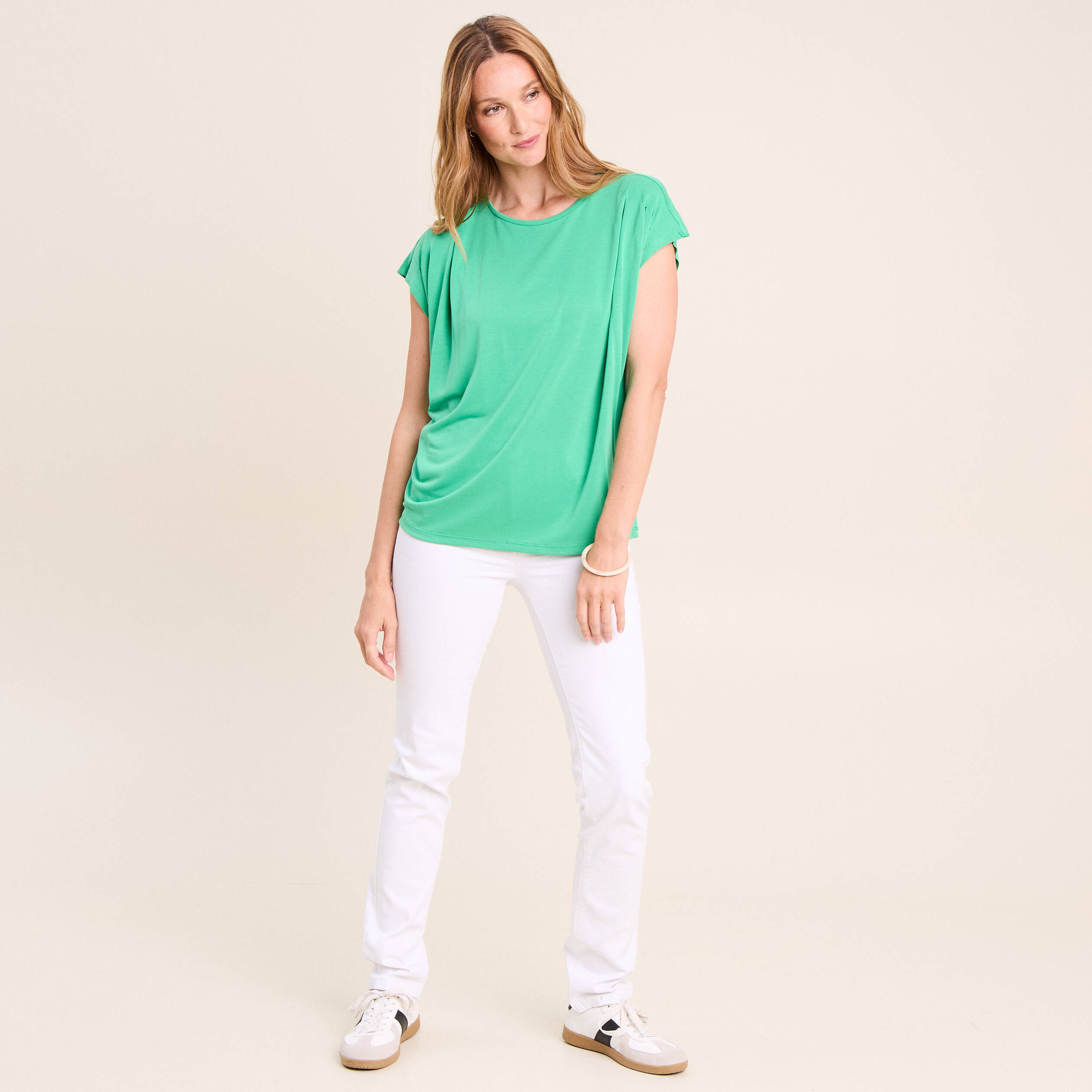 T-shirt droit col rond manches courtes vert menthe femme