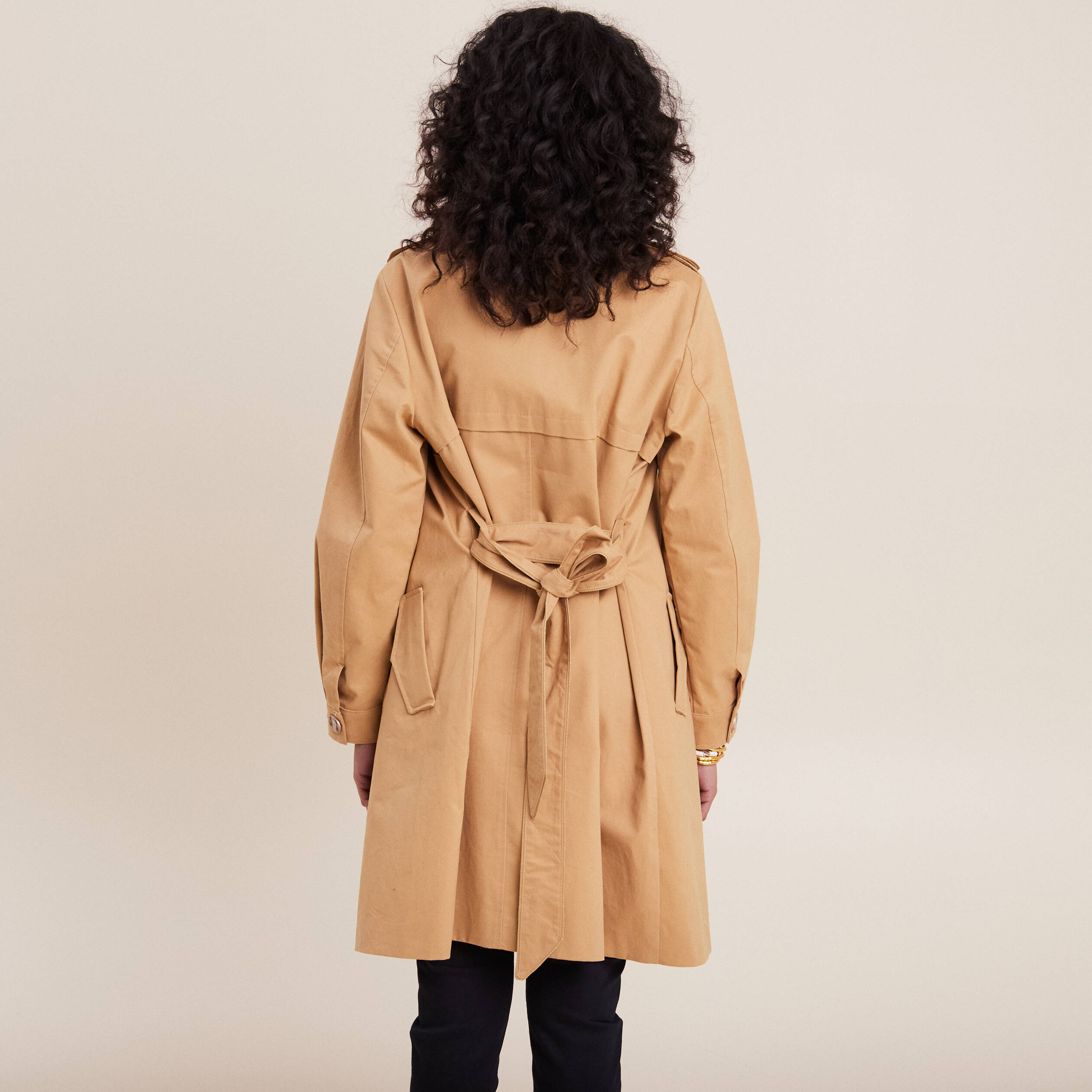 Trench déperlant cintré ceinturé long beige femme