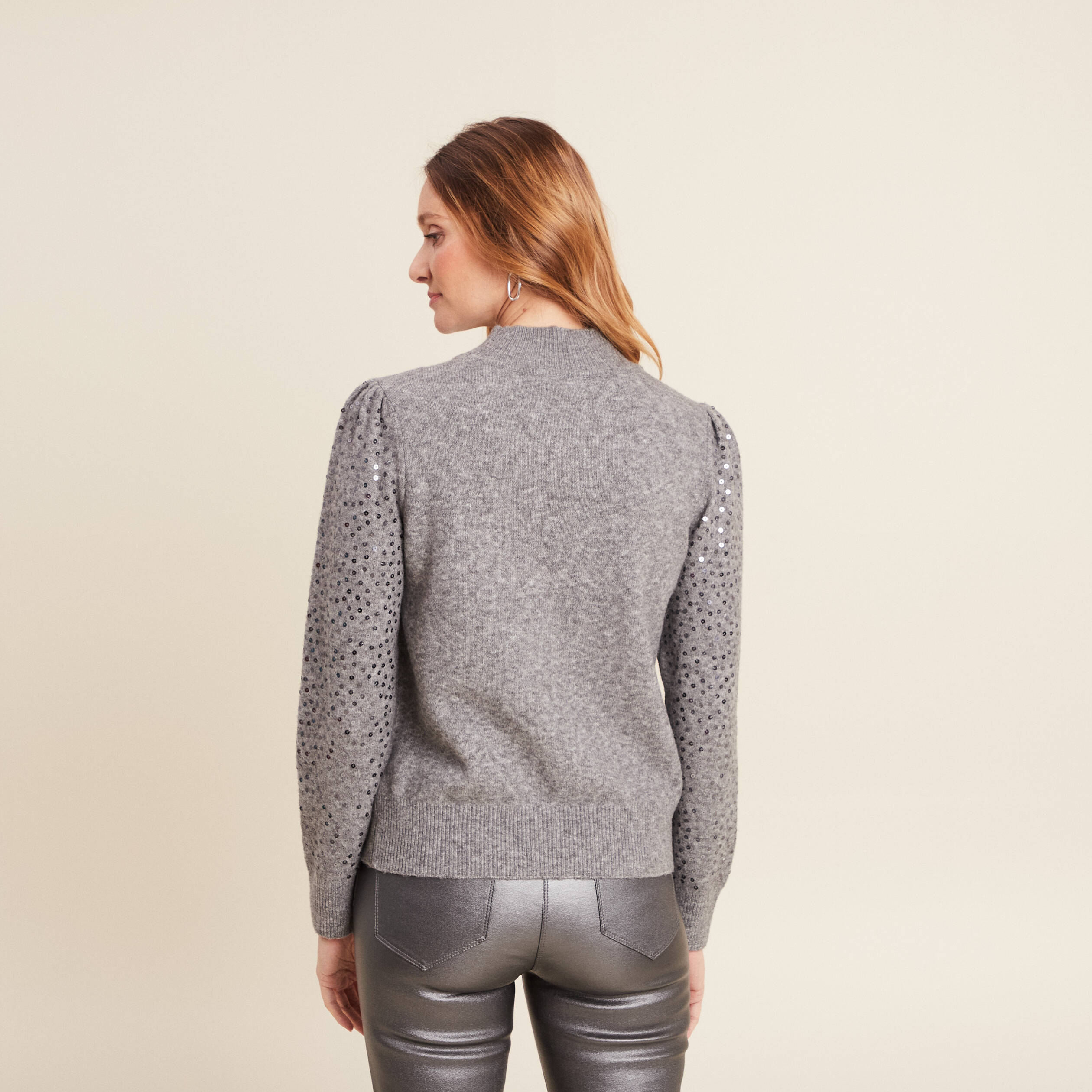 Pull manches longues sequins gris clair femme