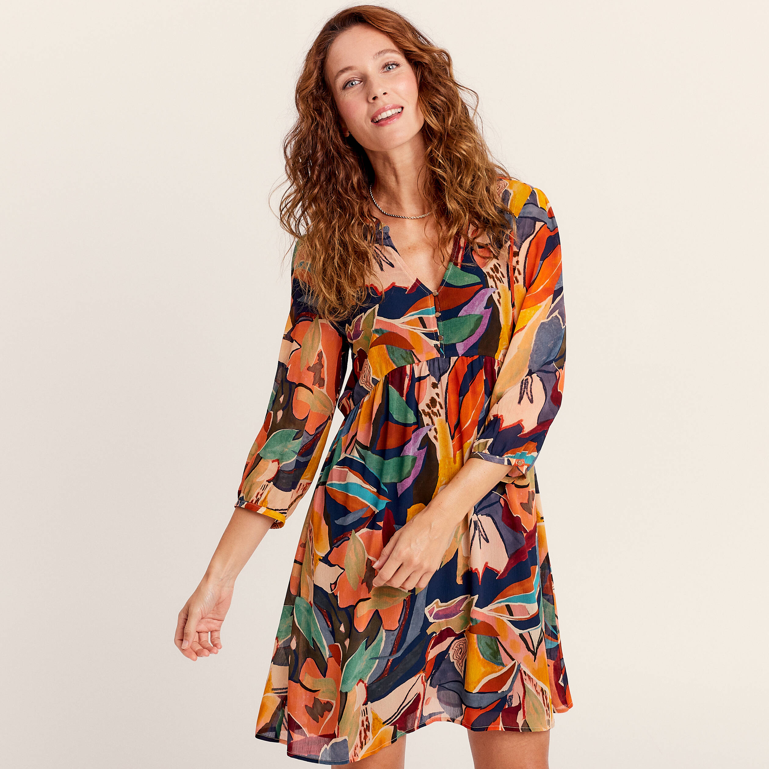 Robe évasée col tunisien beige femme