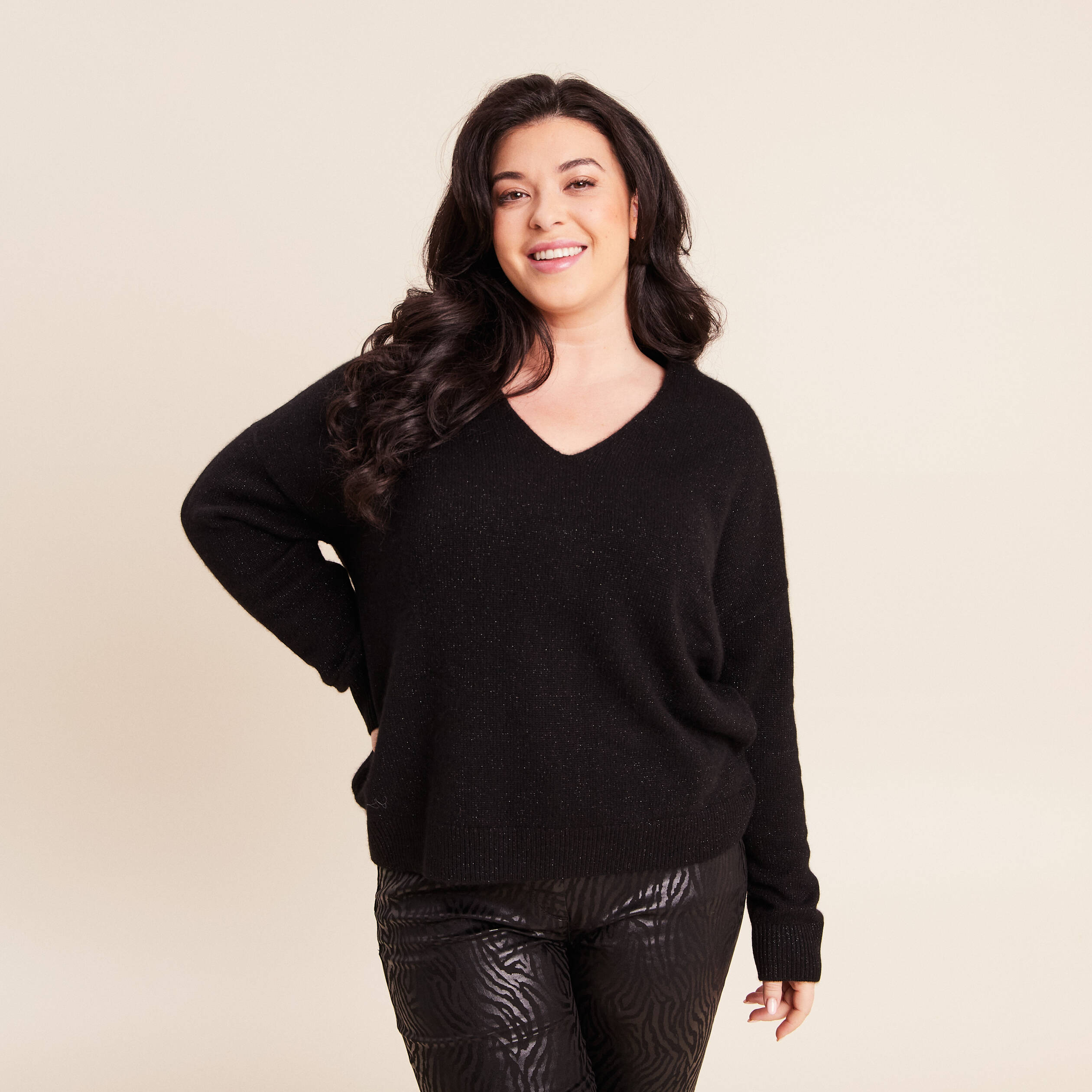 Pull en cachemire col v noir femme
