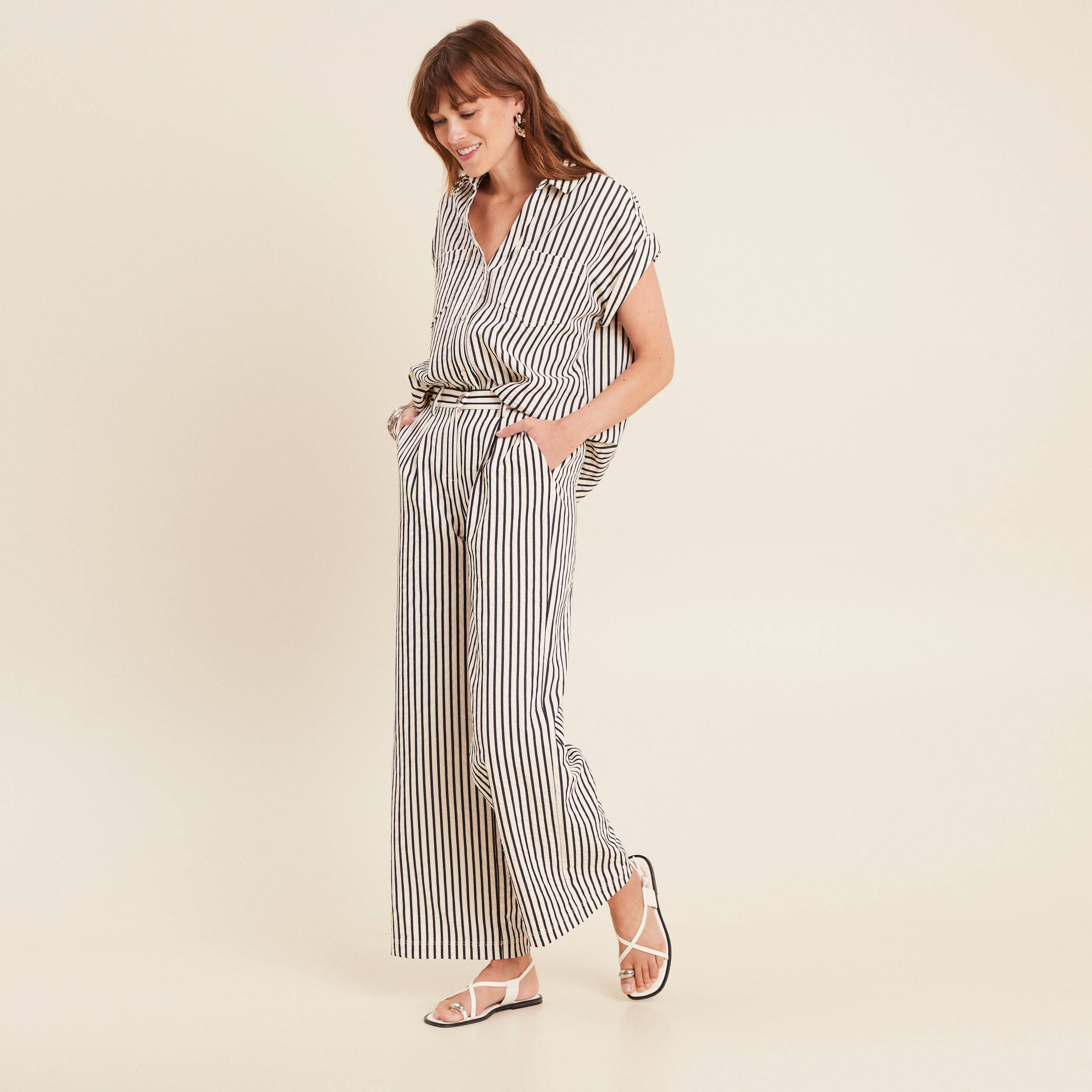 chemise ample manches courtes bleu fonce femme Chemise ample manches courtes bleu foncé femme