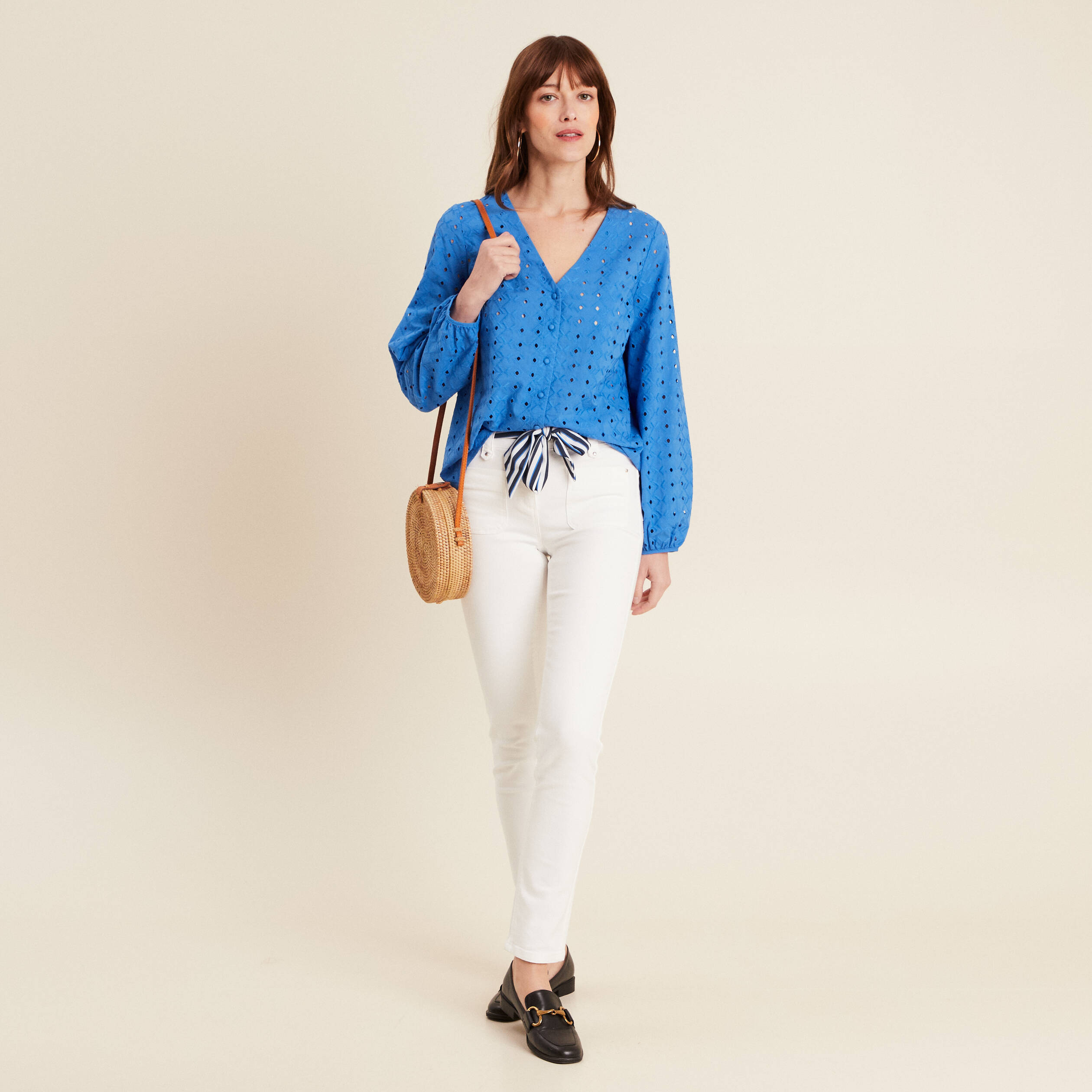 Chemise manches 3/4 brodée bleu femme