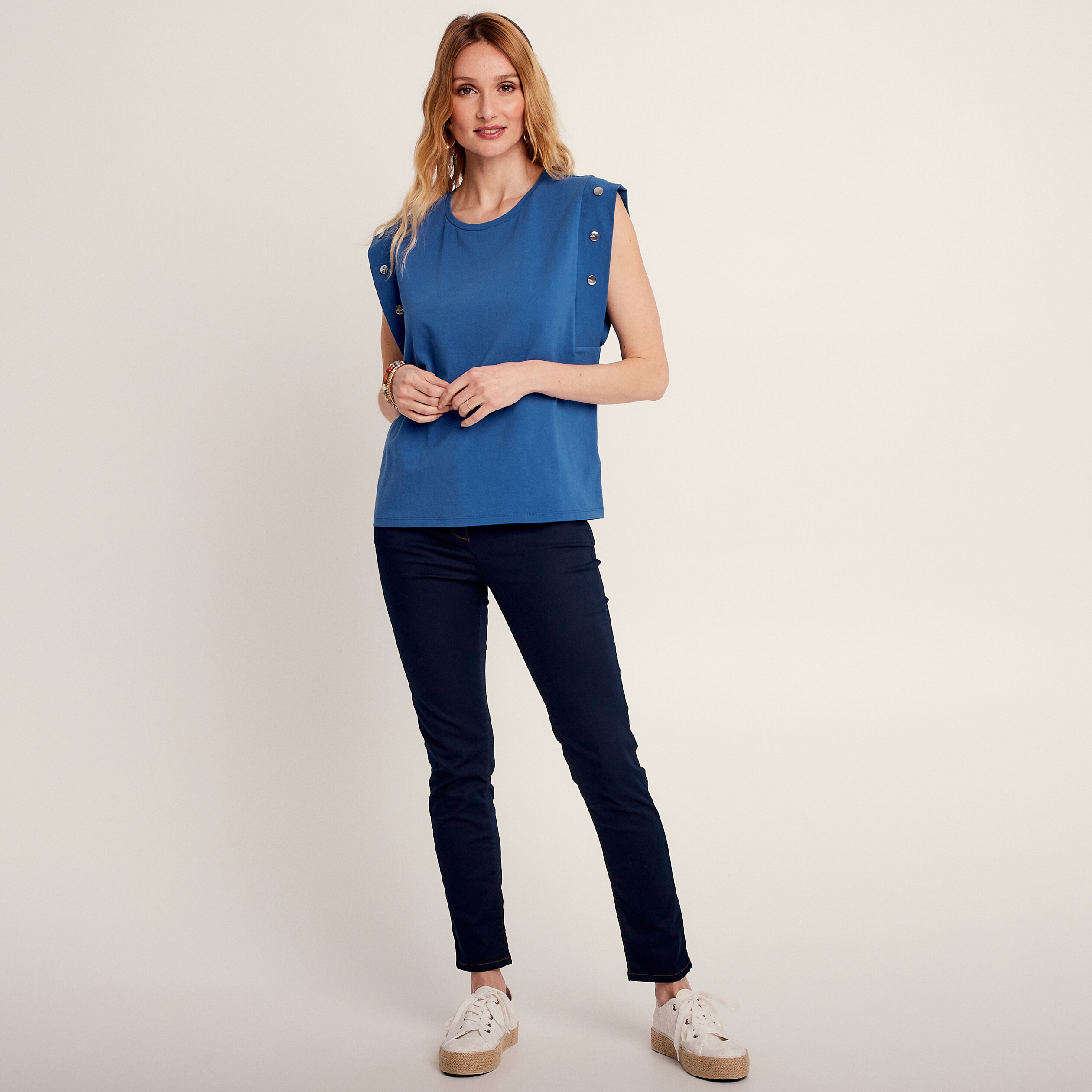 Debardeur bleu online electrique