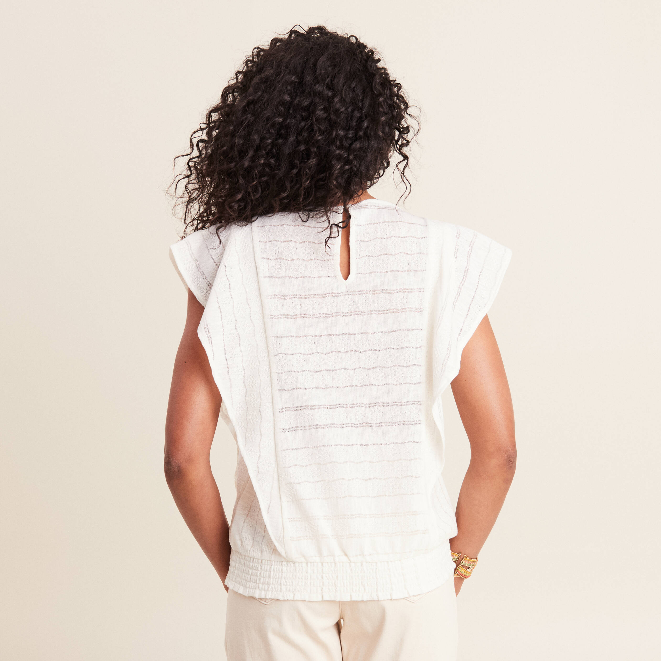 t shirt manches courtes ecru femme T-shirt manches courtes ecru femme