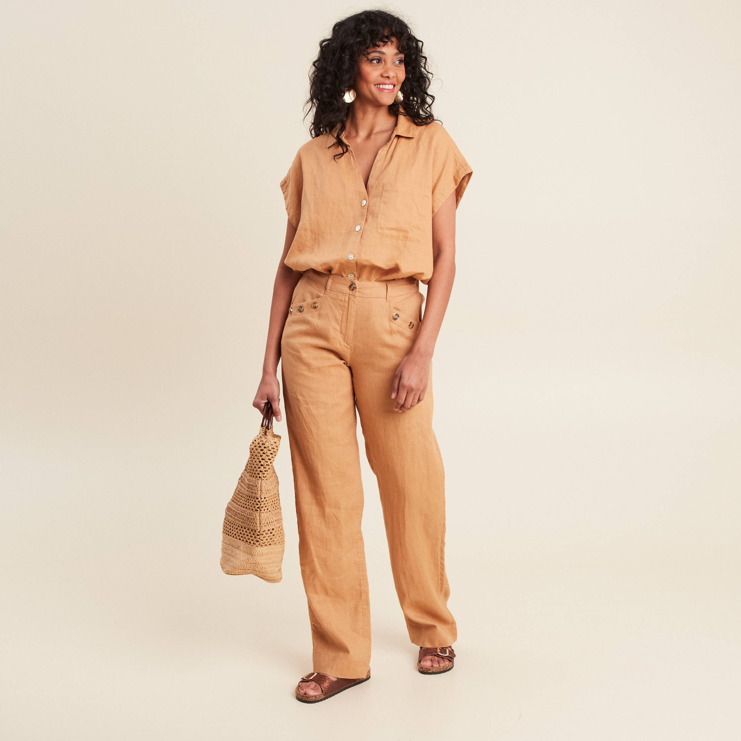 Chemise sans manches beige femme