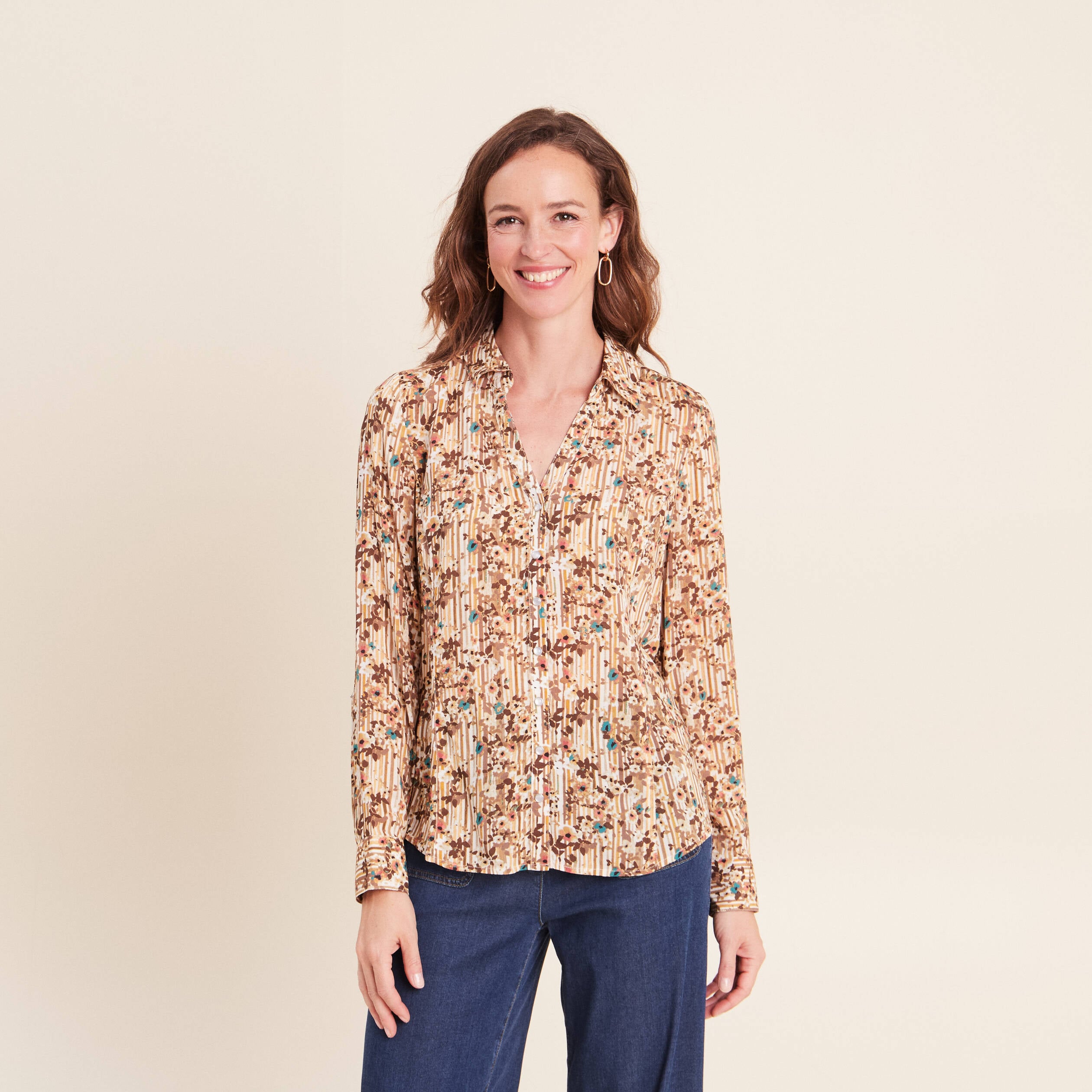 Chemise ajust&eacute;e manches longues marron femme