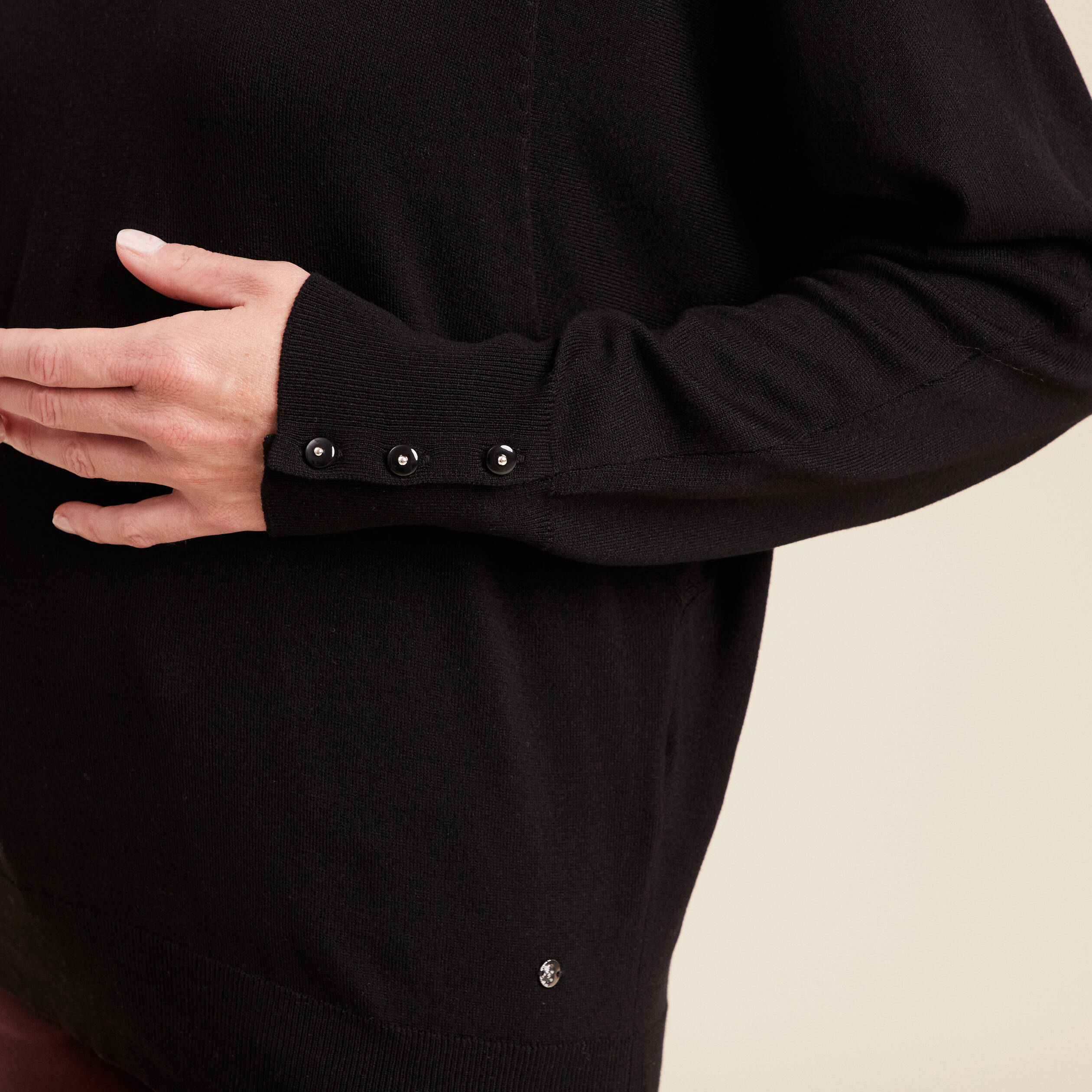 Pull manches longues noir femme