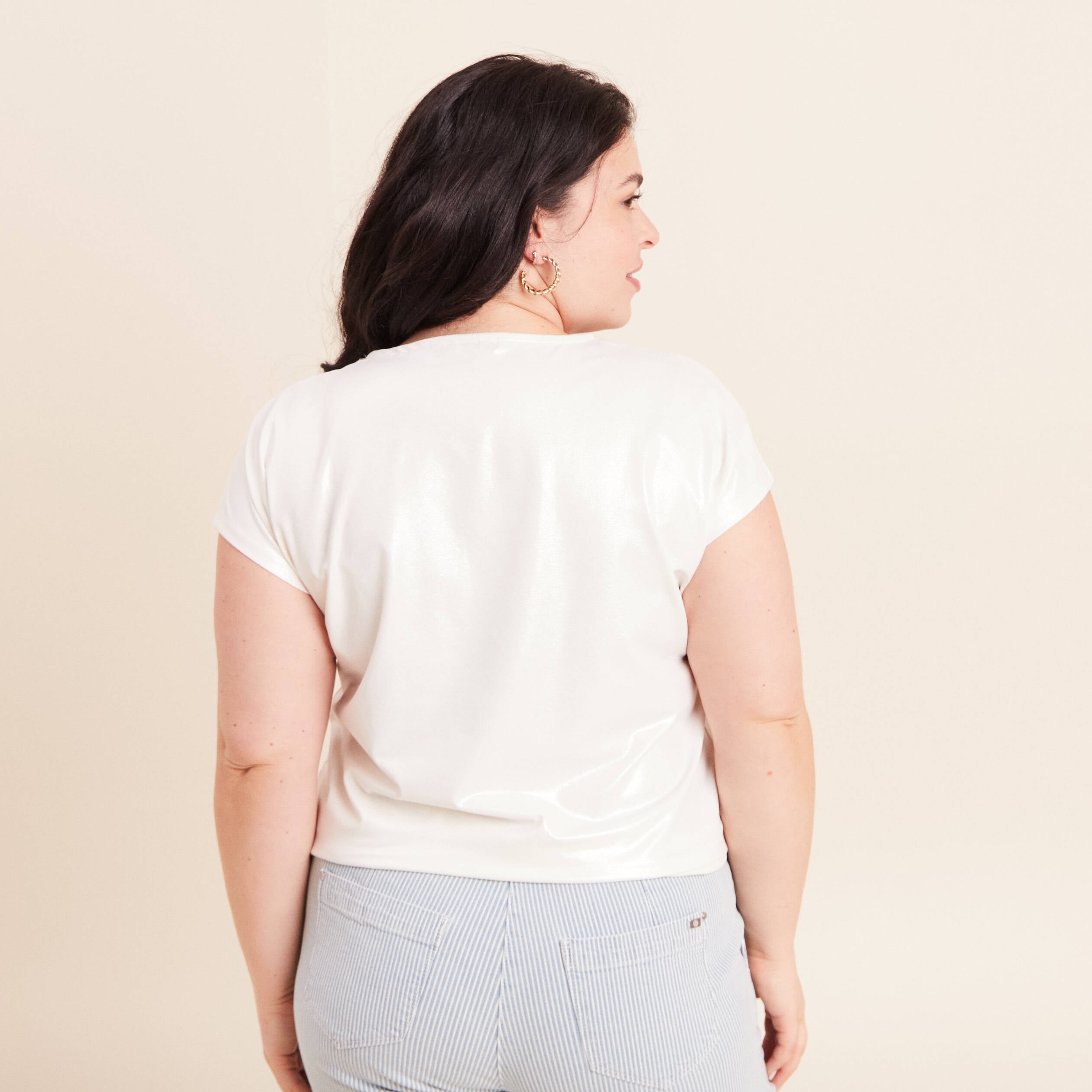 T-shirt col V manches courtes ecru femme