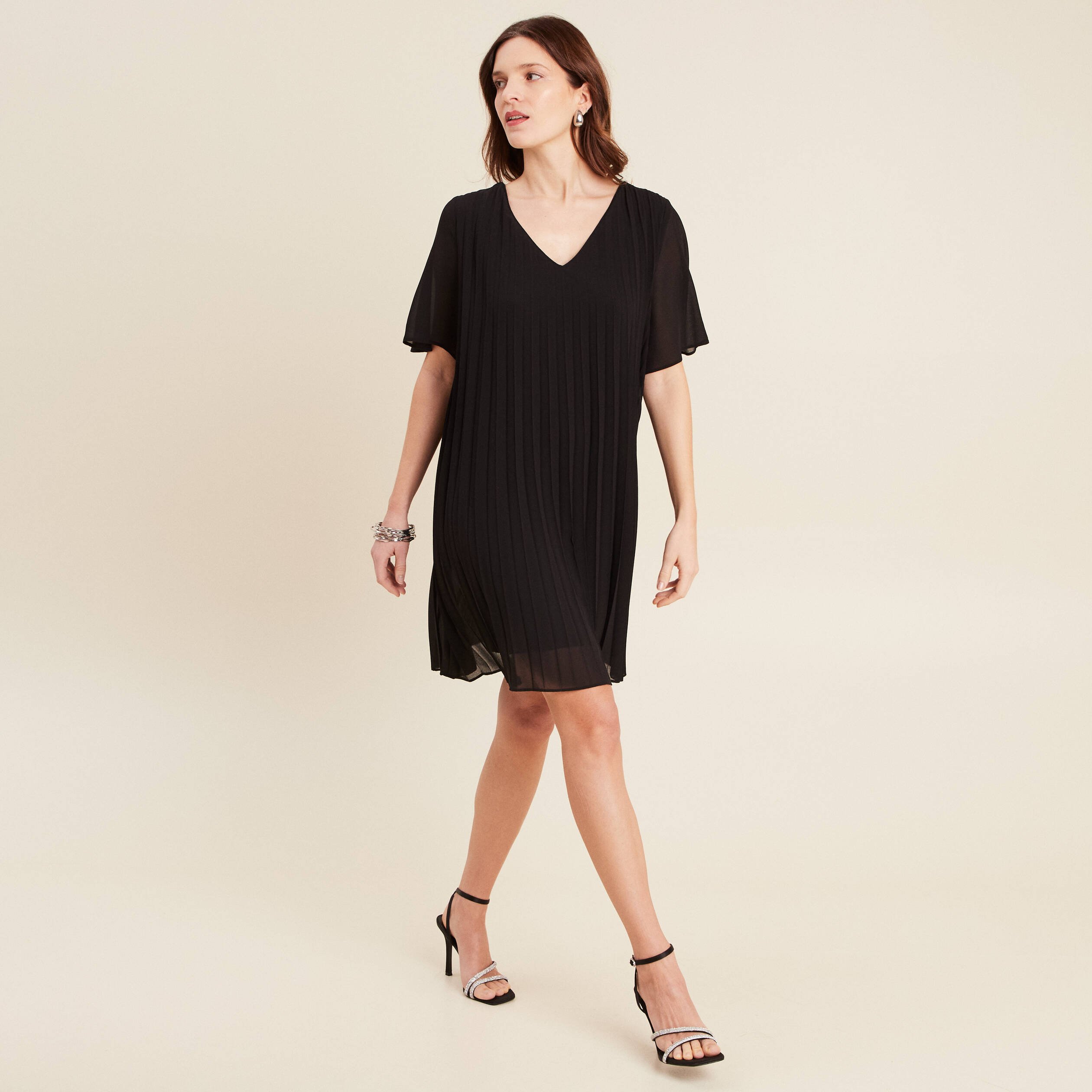 Robe droite plissée noir femme