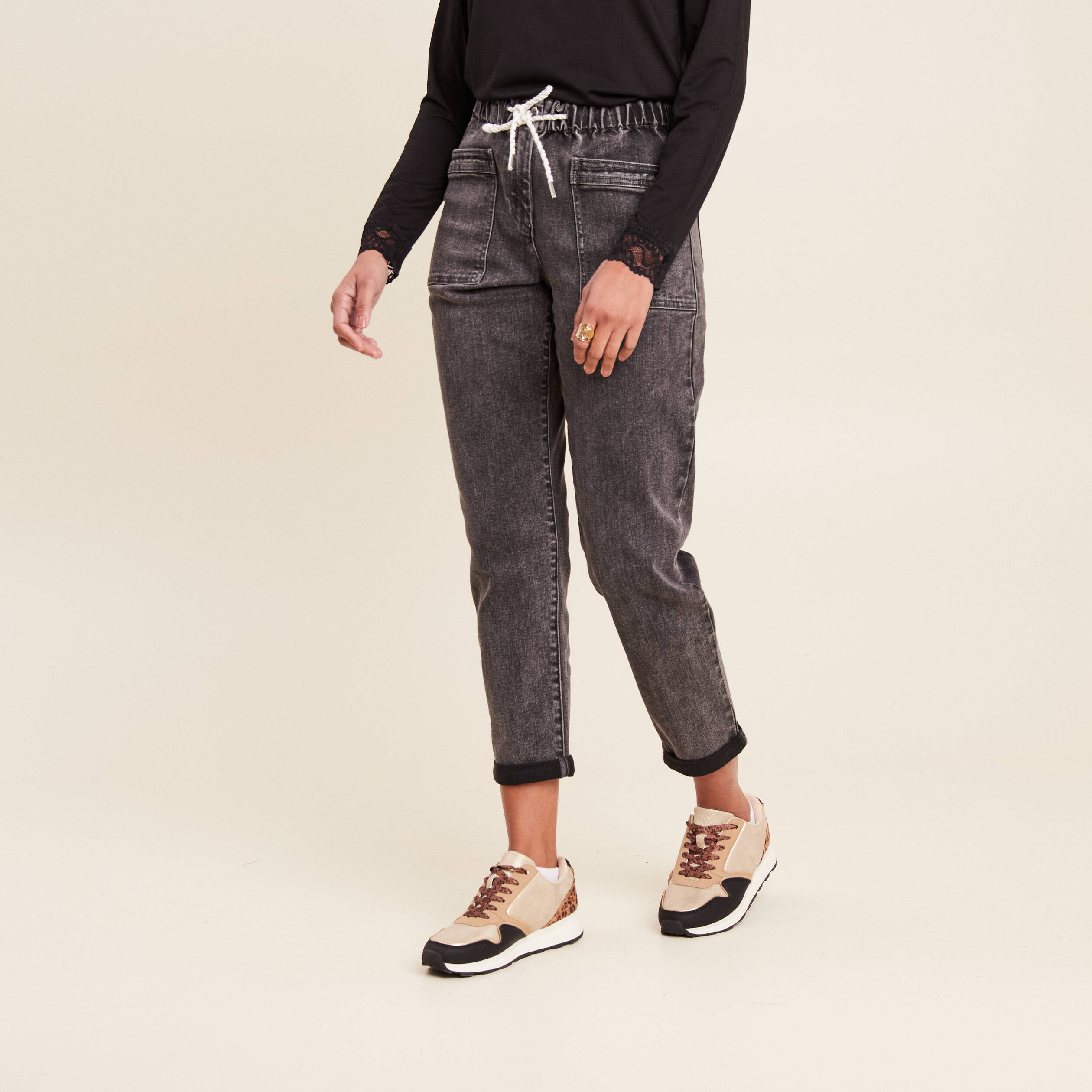 Jean coupe mom 7/8&egrave;me denim gris femme
