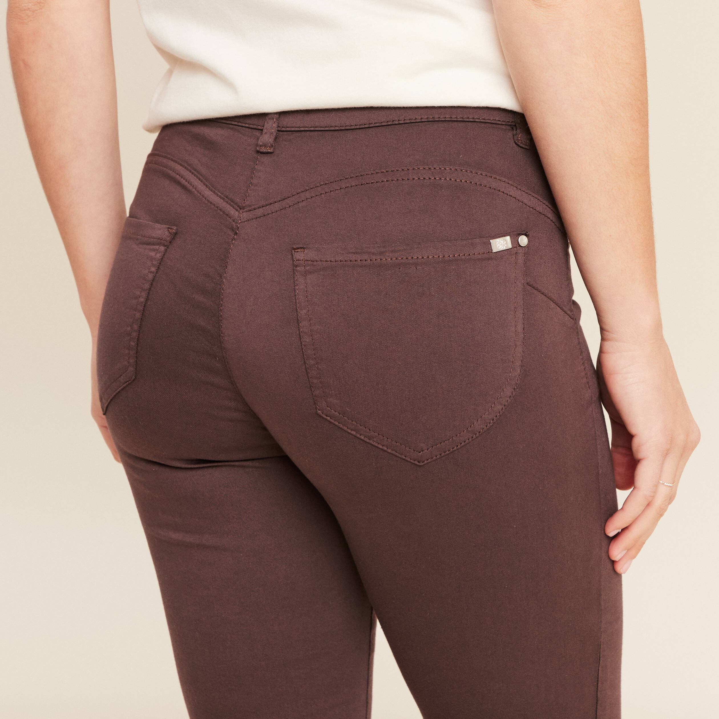Pantacourt droit taille standard marron femme