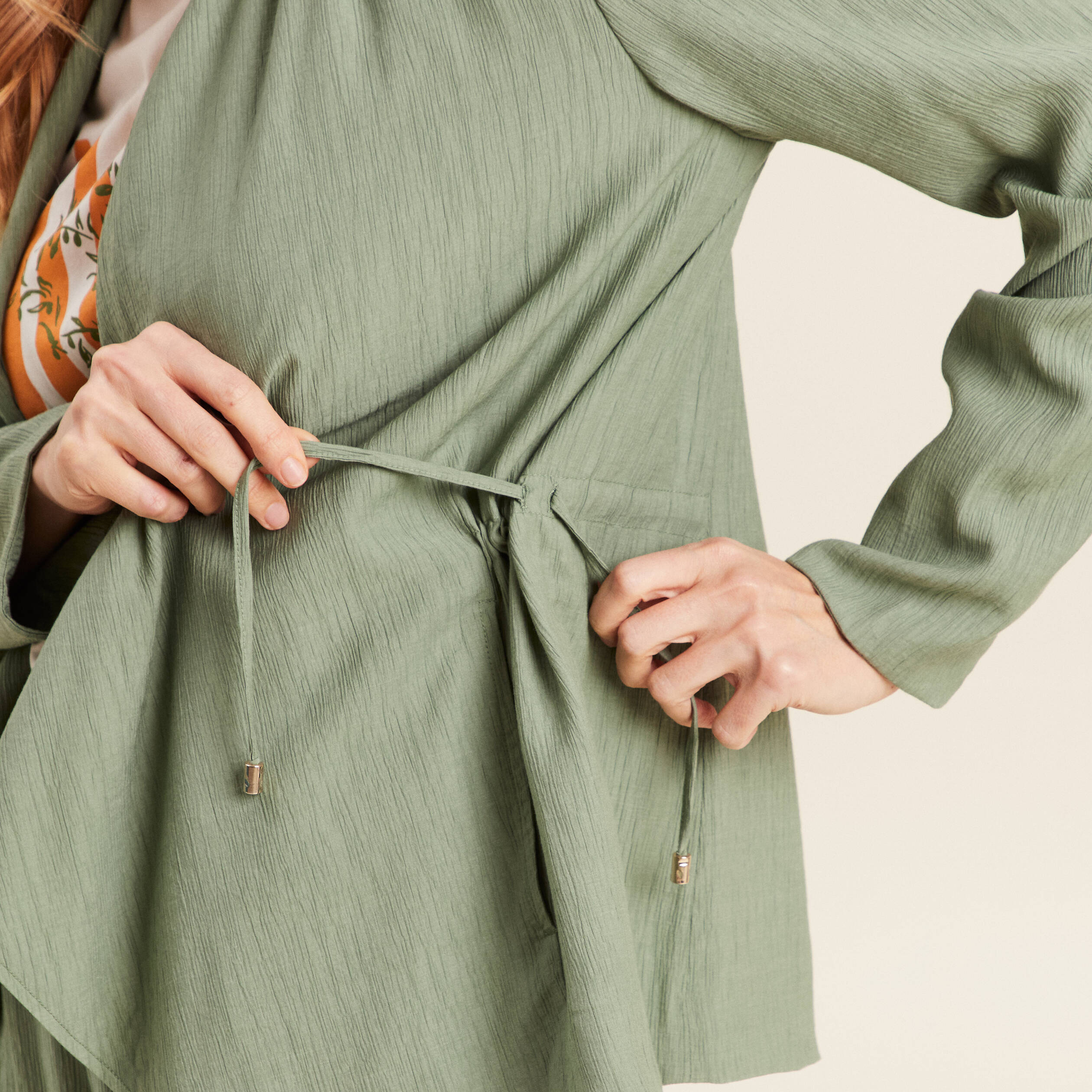 Veste fluide col cascade vert kaki femme