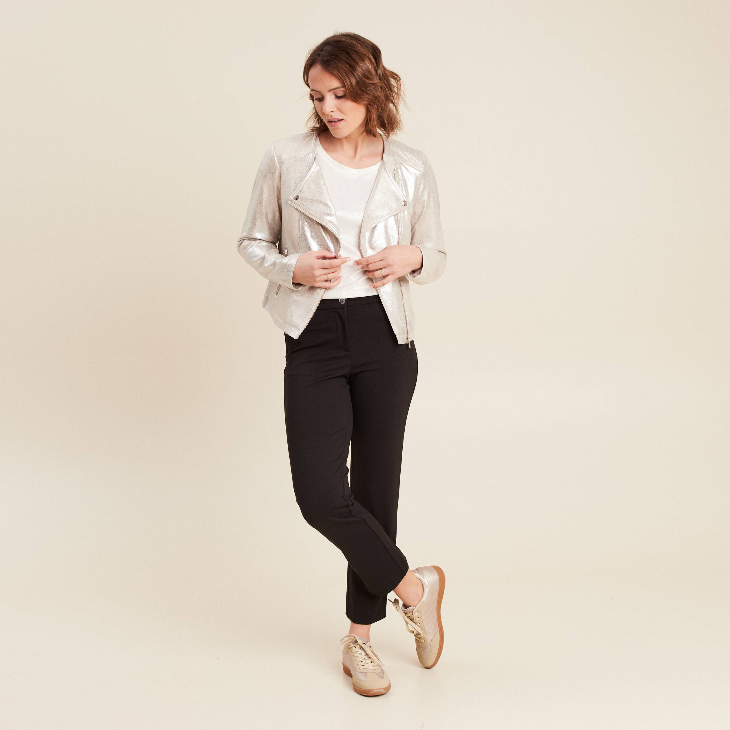 Veste droite zippée couleur argent femme