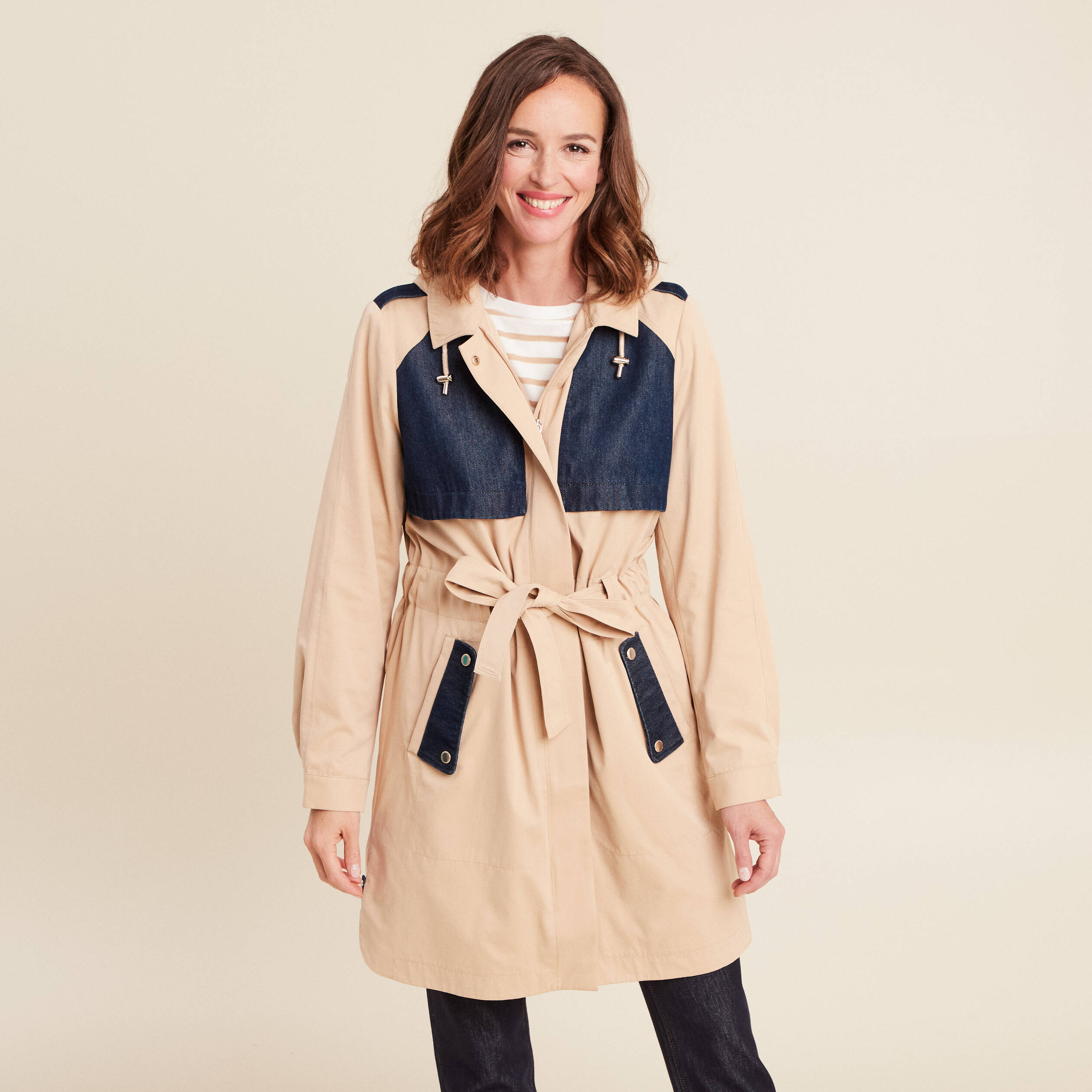 Trench d&eacute;perlant avec capuche doubl&eacute; beige femme