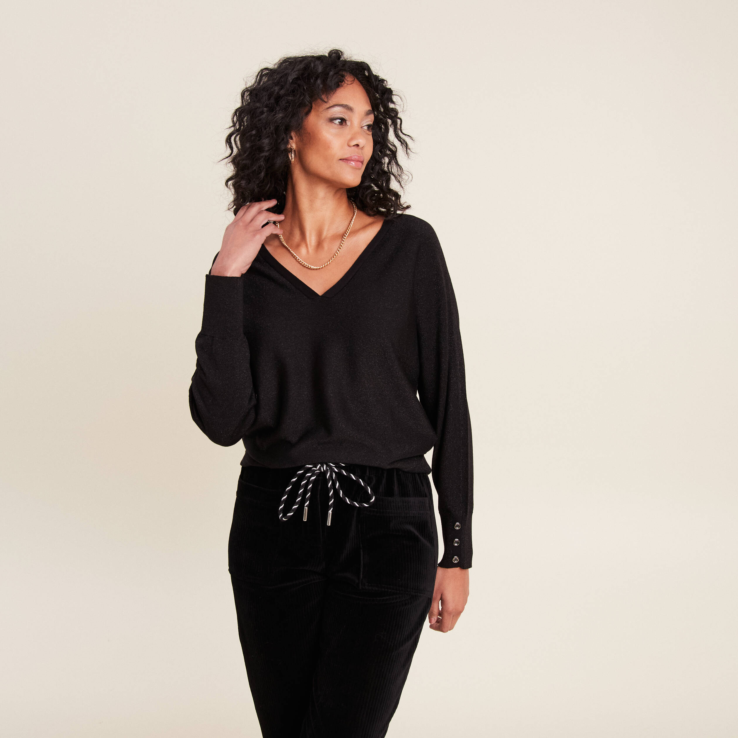 Pull manches longues noir femme