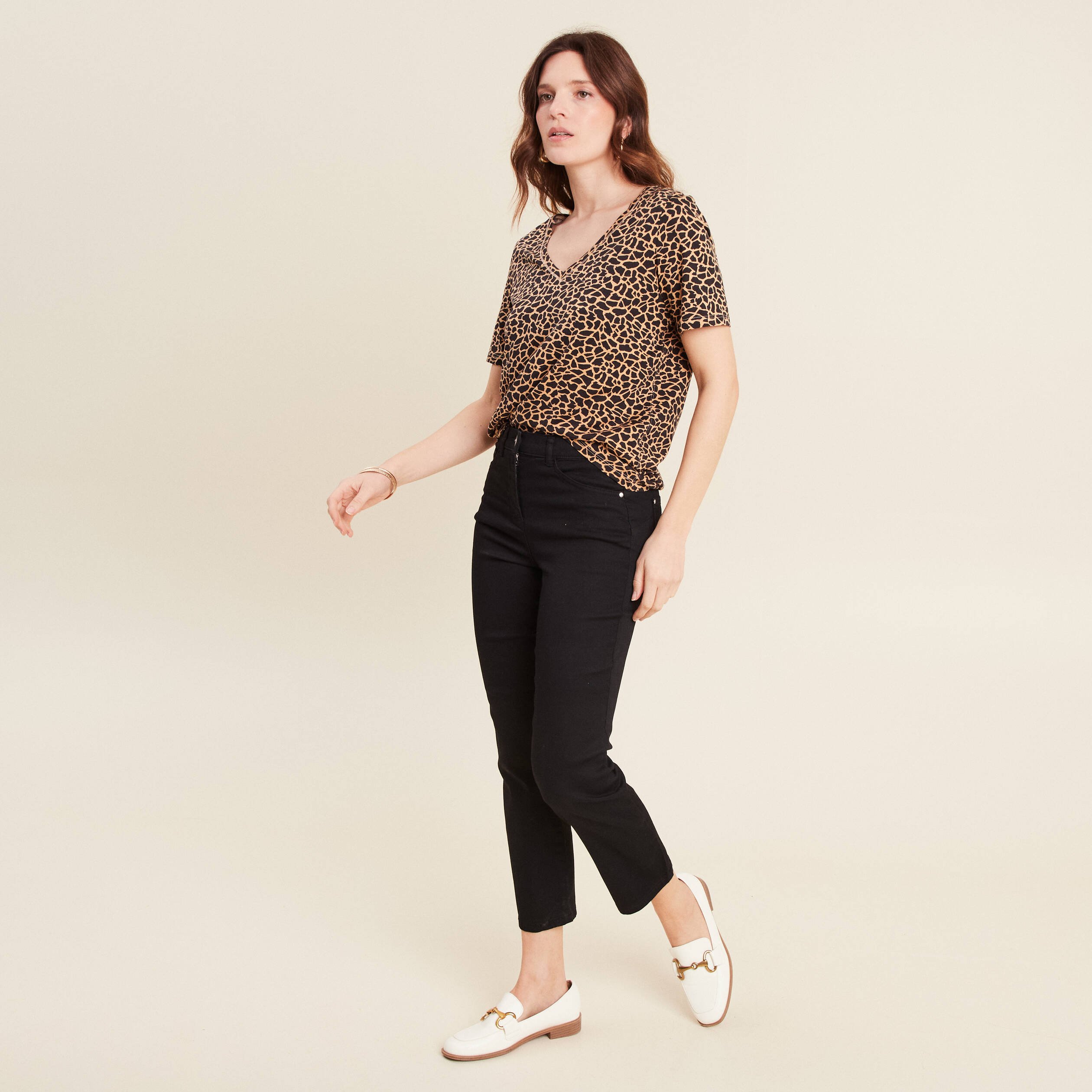 t shirt col v manches courtes noir femme T-shirt col V manches courtes noir femme
