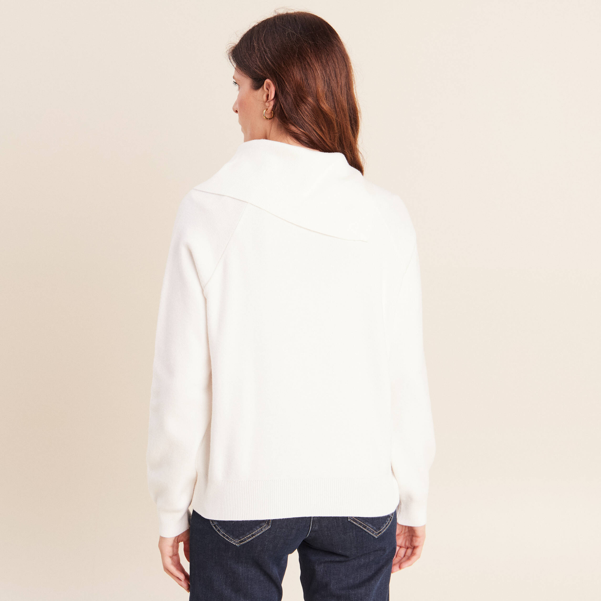 Pull droit col montant manches longues ecru femme