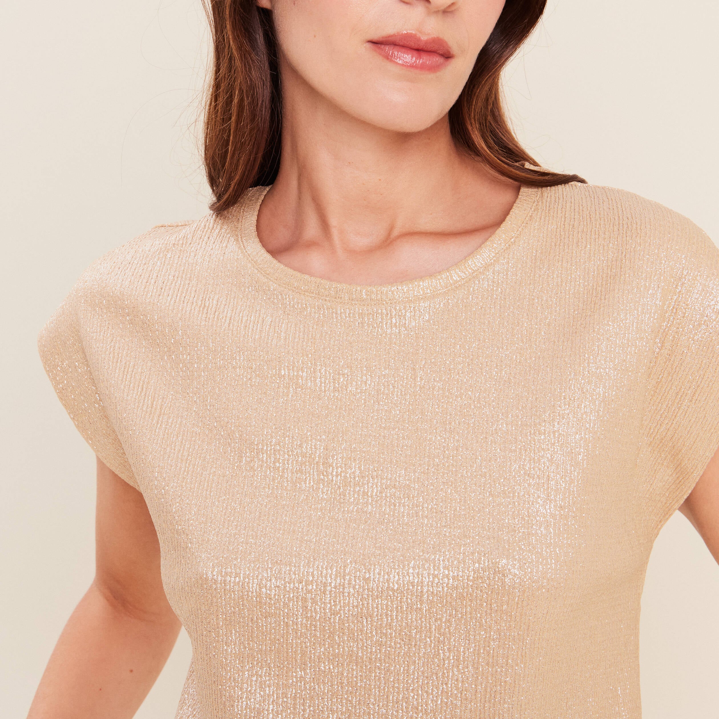 T-shirt col rond sans manches beige femme
