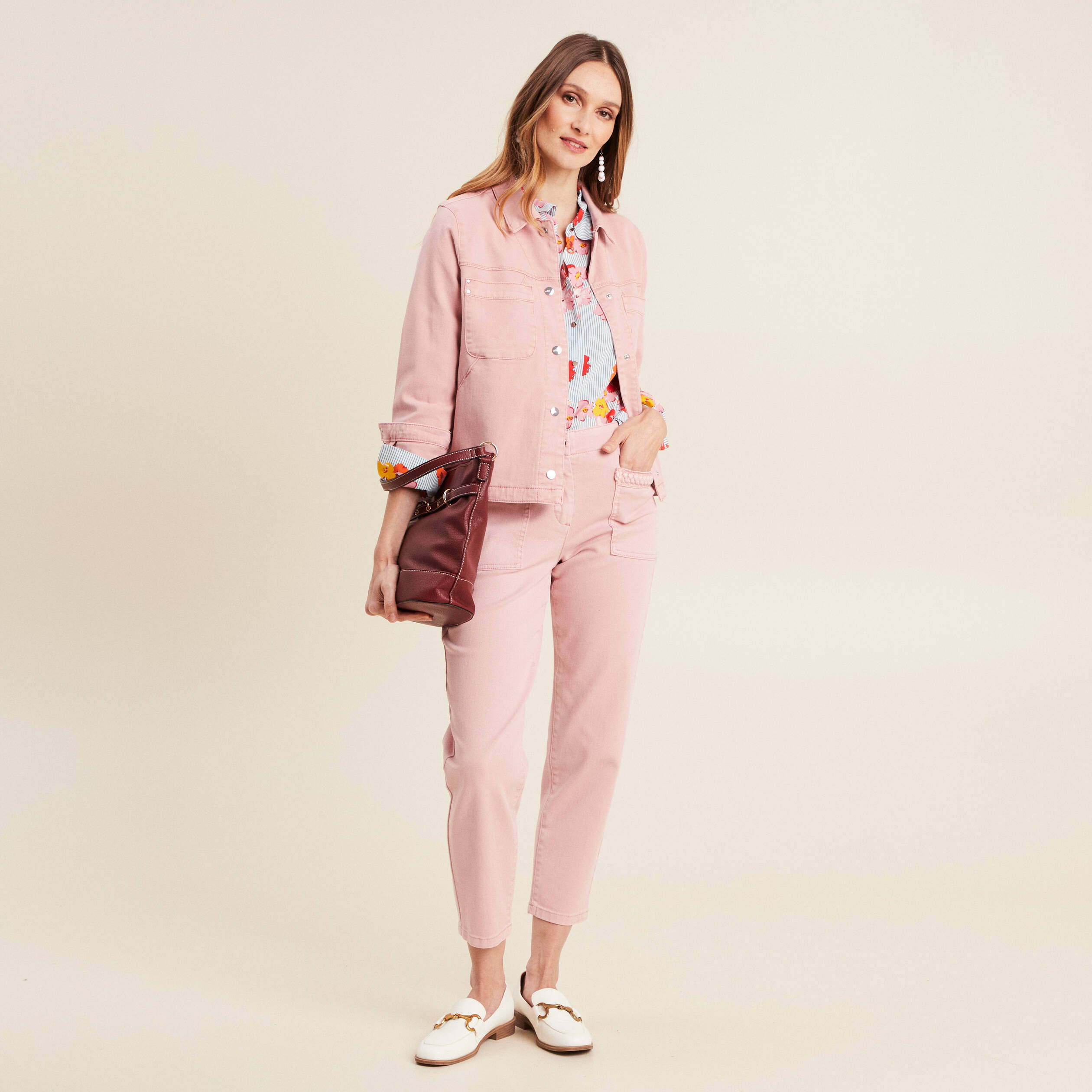 veste boutonnee en jean rose pastel femme Veste boutonnée en jean rose pastel femme
