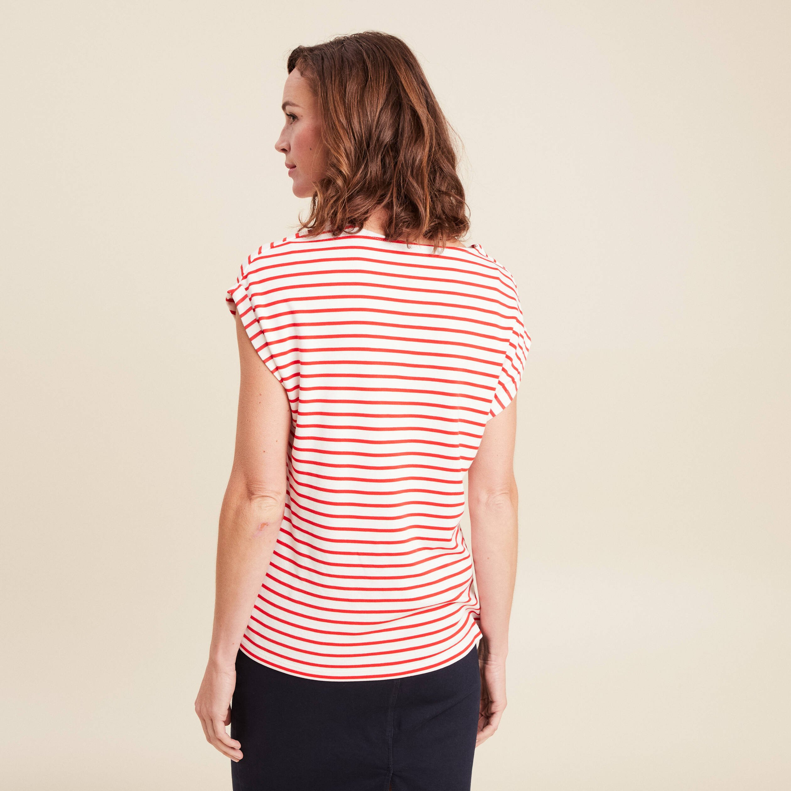 t shirt manches courtes brode rouge femme T-shirt manches courtes brodé rouge femme