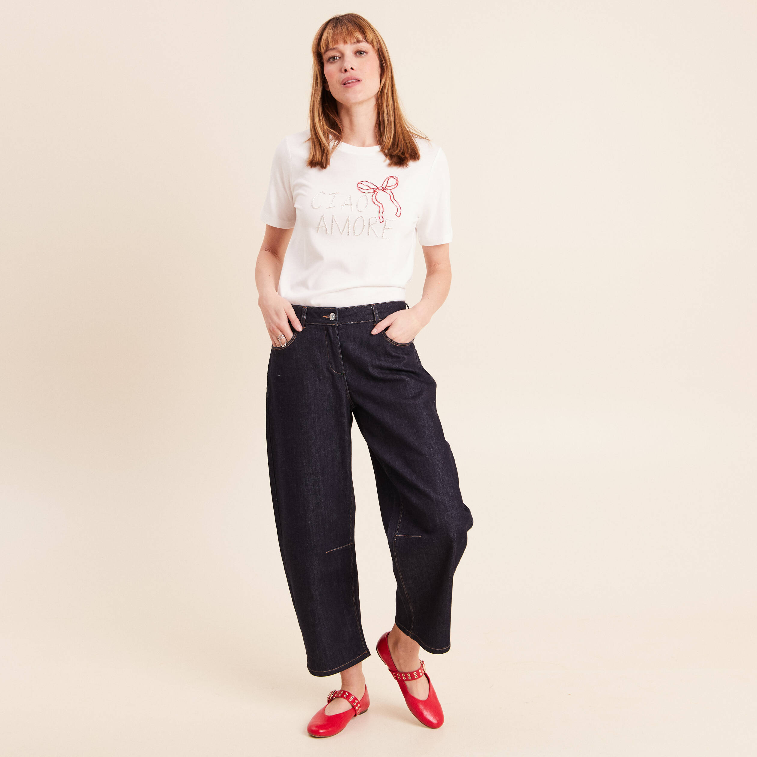 T-shirt col rond manches courtes brod&eacute; ecru femme