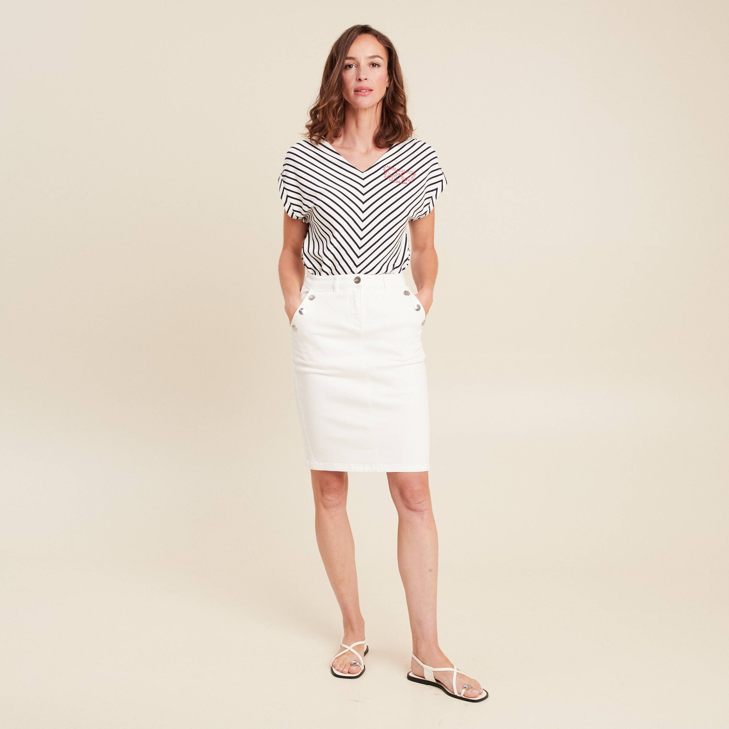 jupe droite longueur genou blanc femme Jupe droite longueur genou blanc femme
