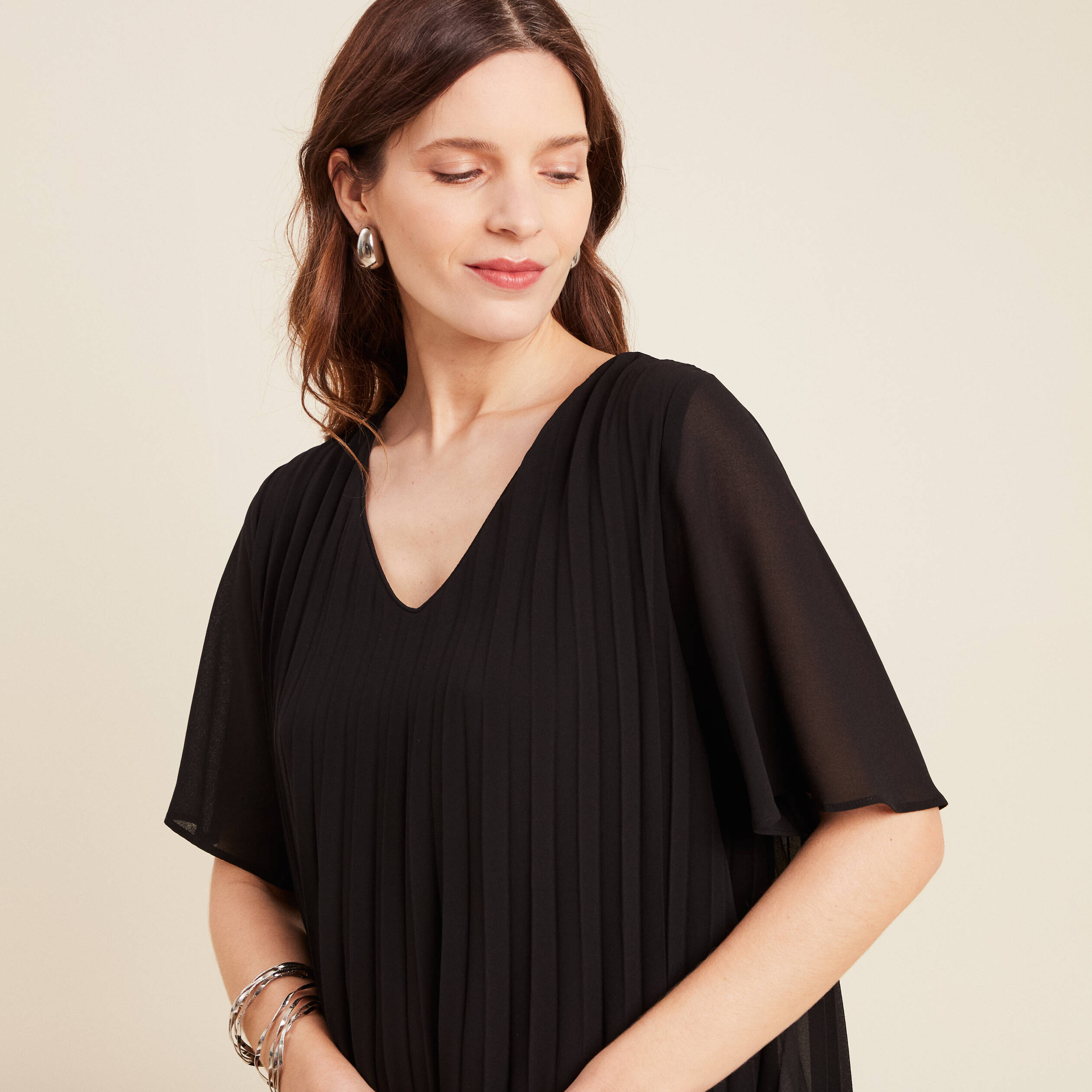 Robe droite plissée noir femme