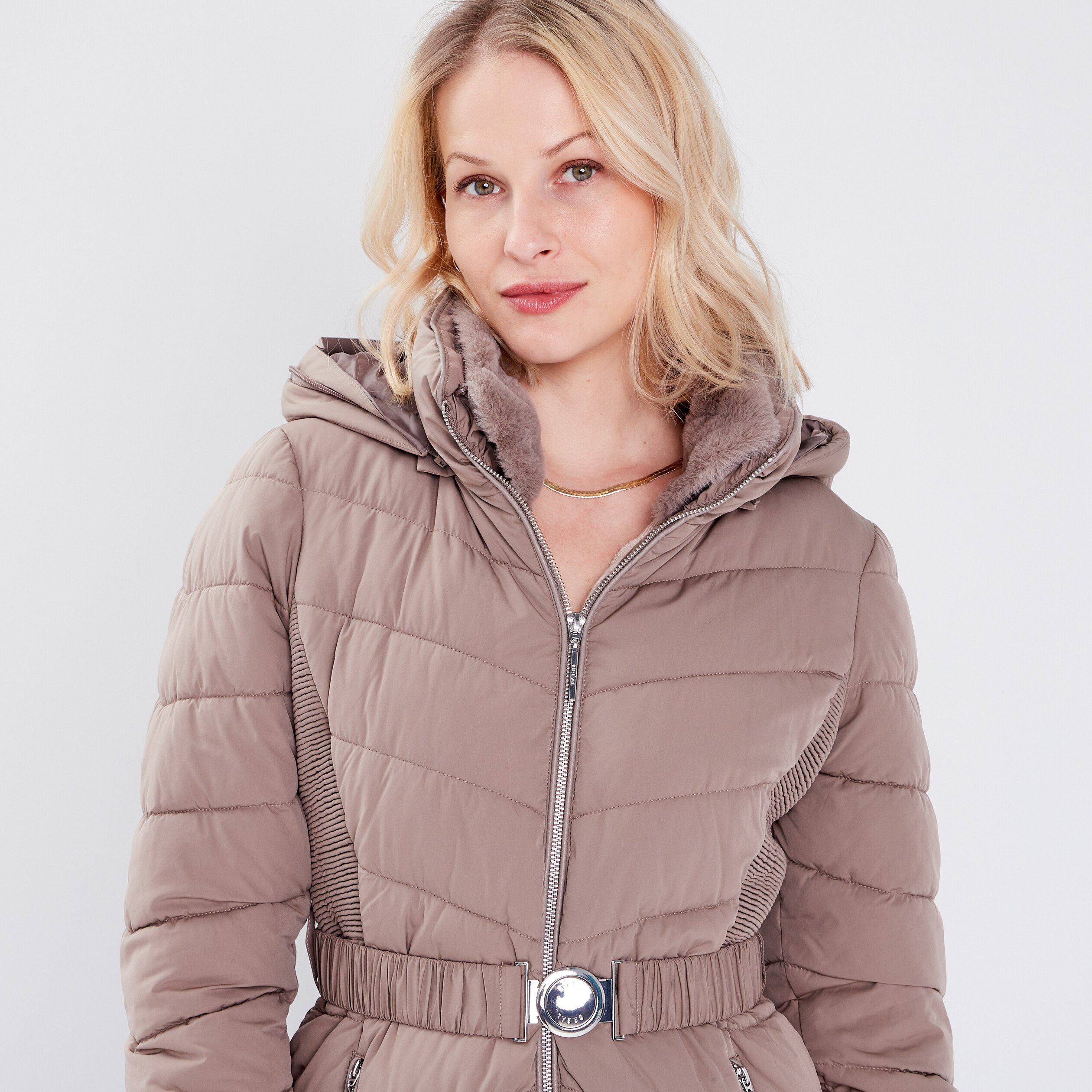 Doudoune fine cintrée clearance femme