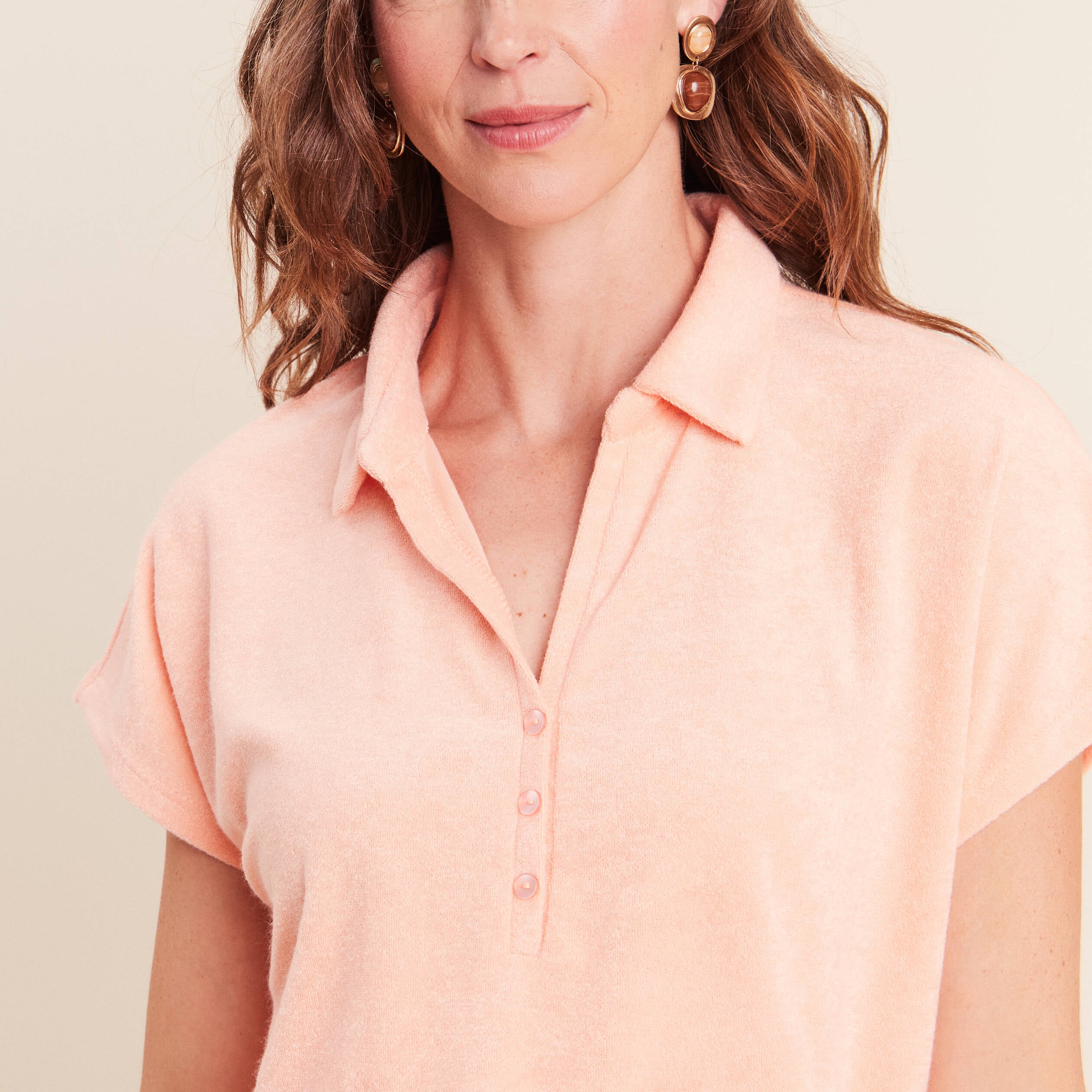 Polo droit col chemise manches courtes orange abricot femme