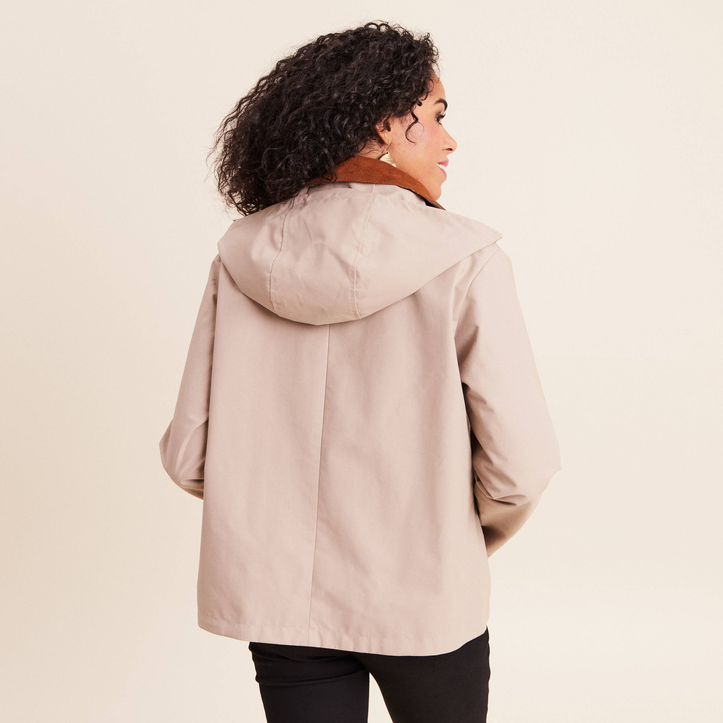 Parka droite courte &agrave; capuche doubl&eacute;e ivoire femme