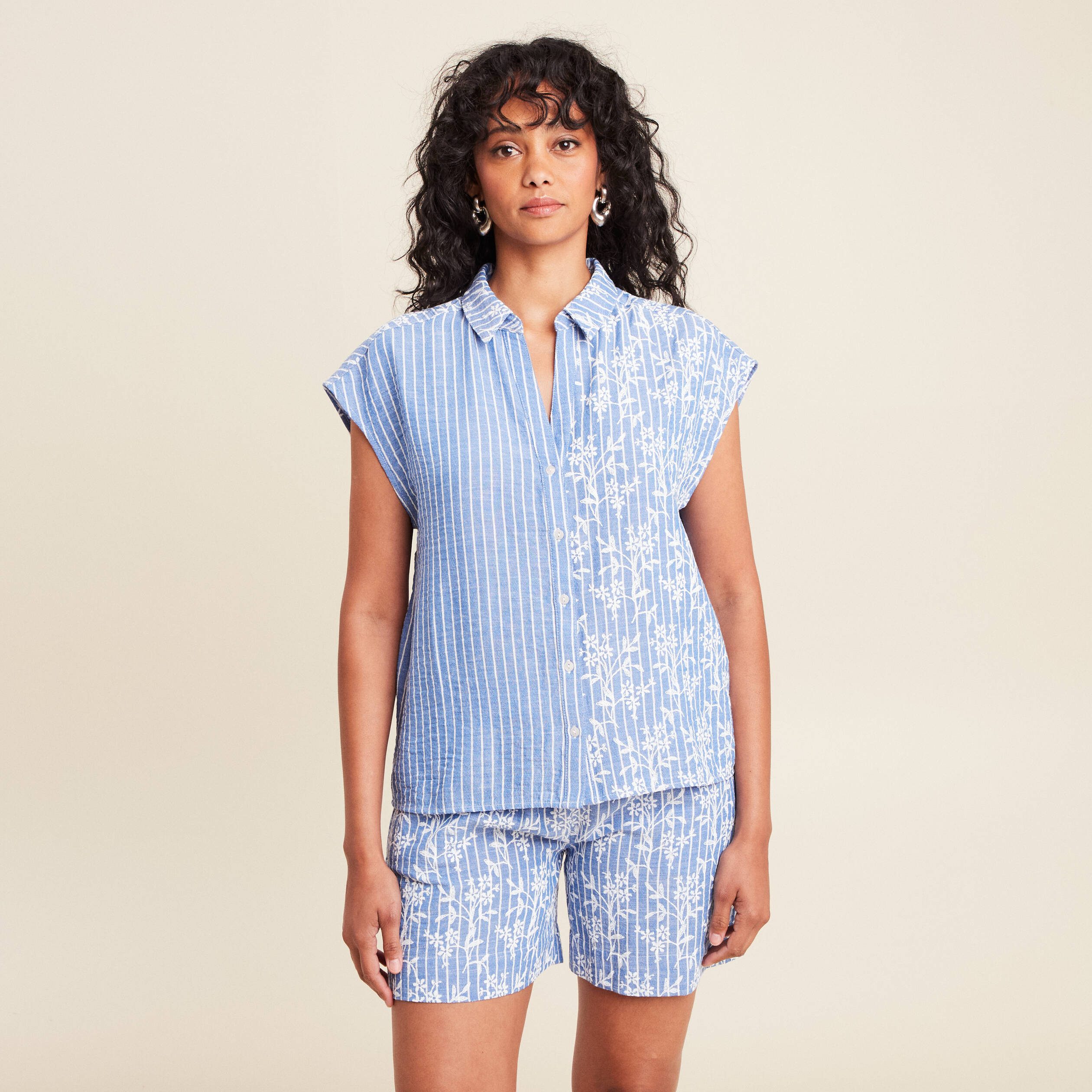 chemise droite courte manches courtes bleu clair femme Chemise droite courte manches courtes bleu clair femme