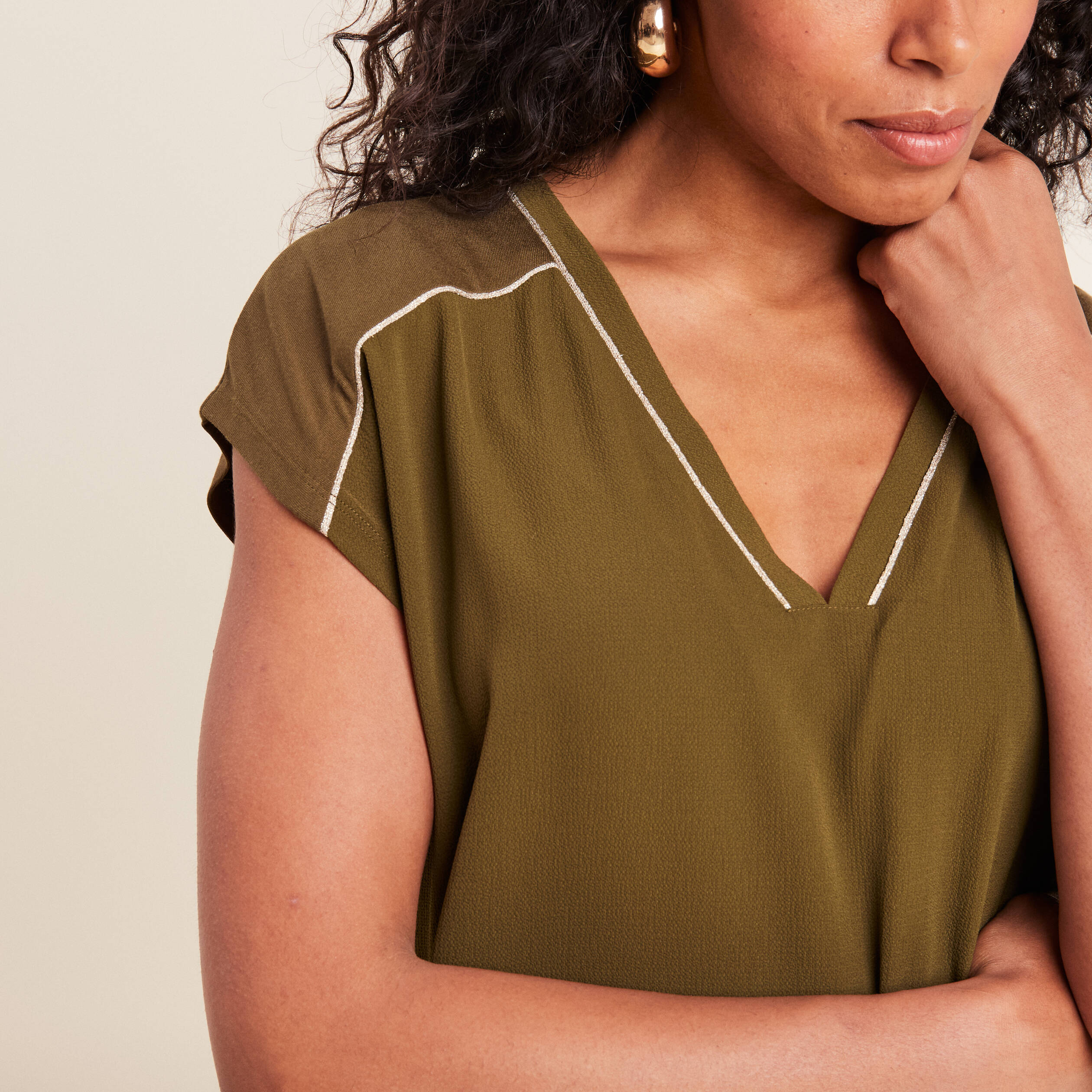 T-shirt manches courtes vert olive femme