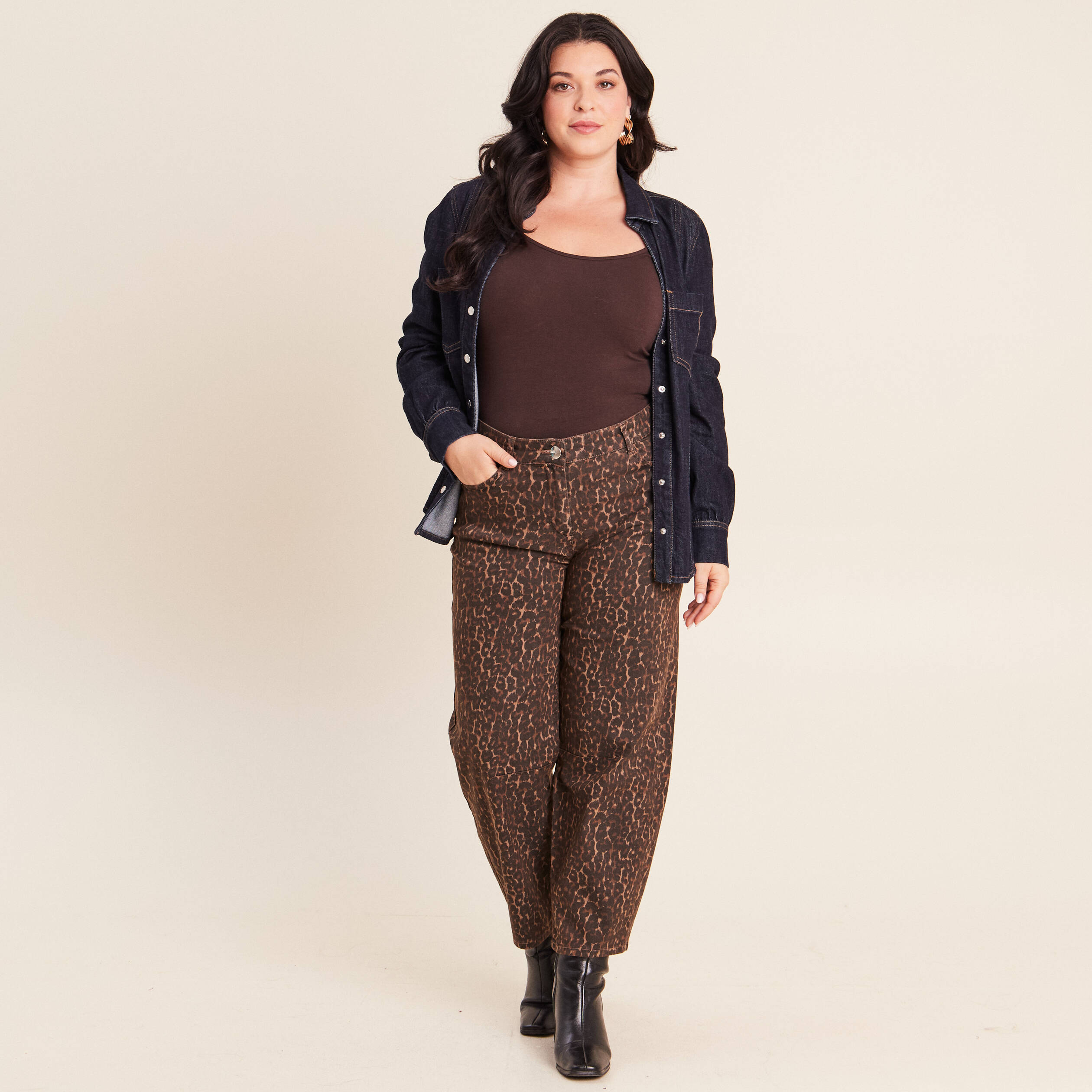 Pantalon magique Le L&eacute;ger coupe barrel marron cognac femme