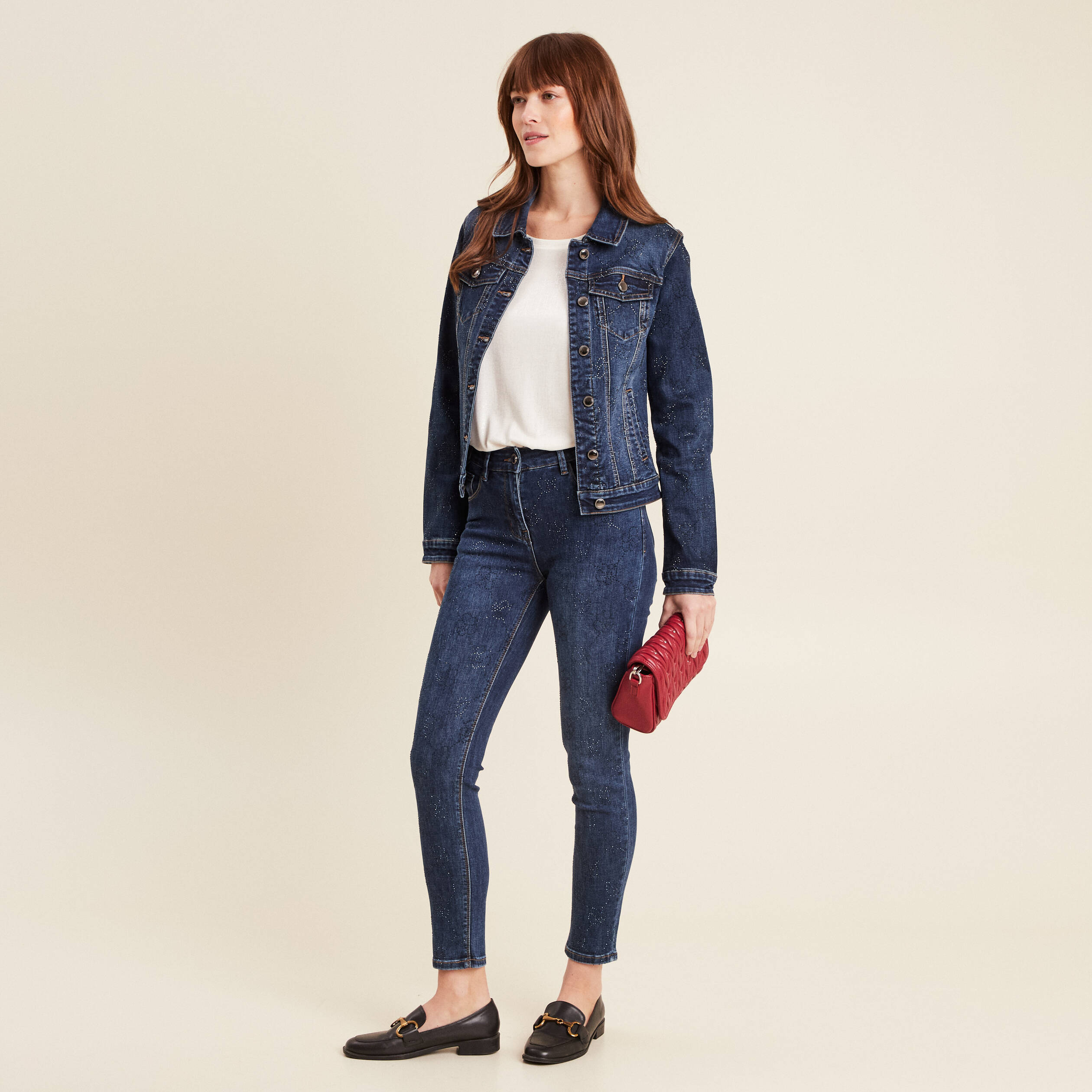 Jean ajusté à strass denim brut femme