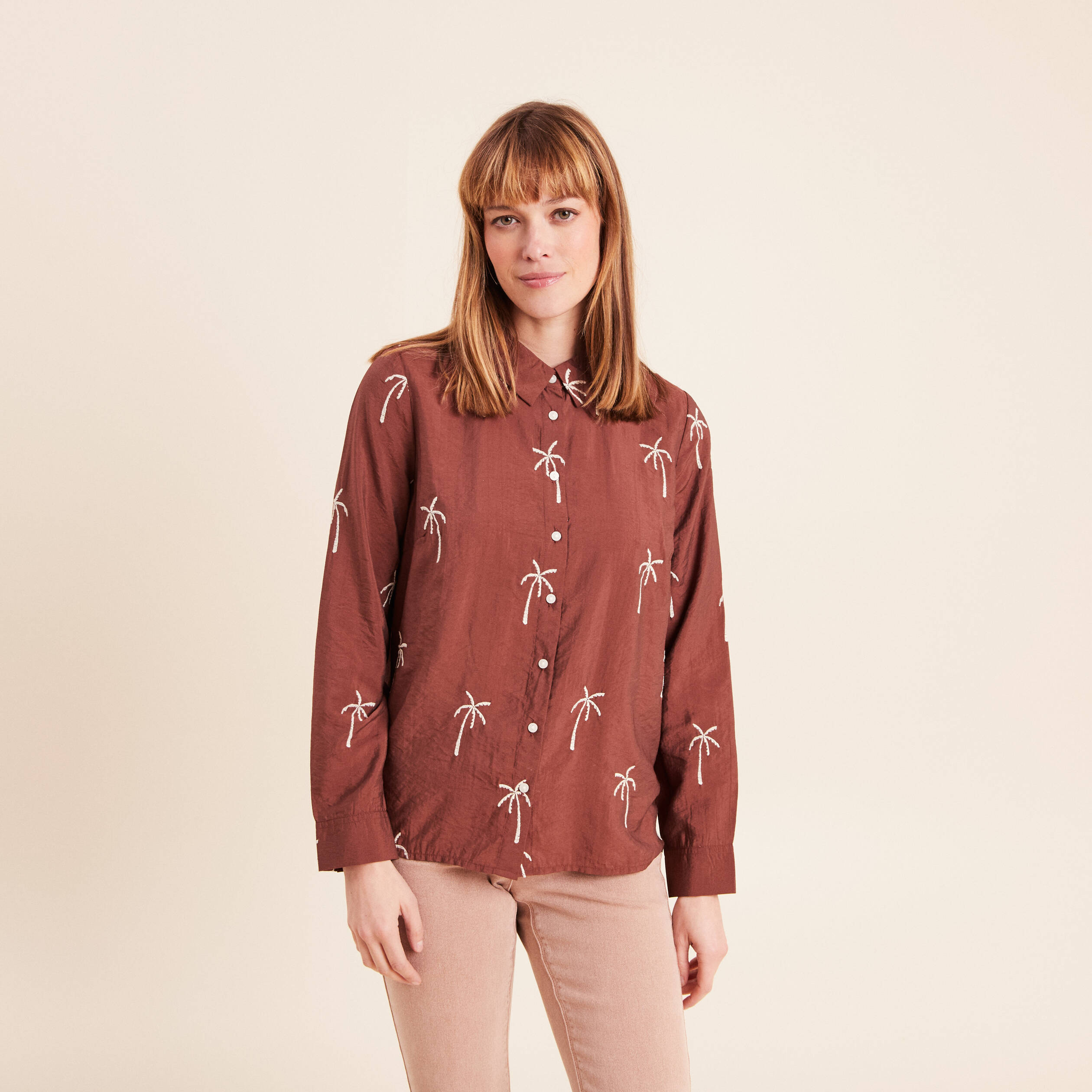 Chemise fluide brod&eacute;e manches longues marron femme