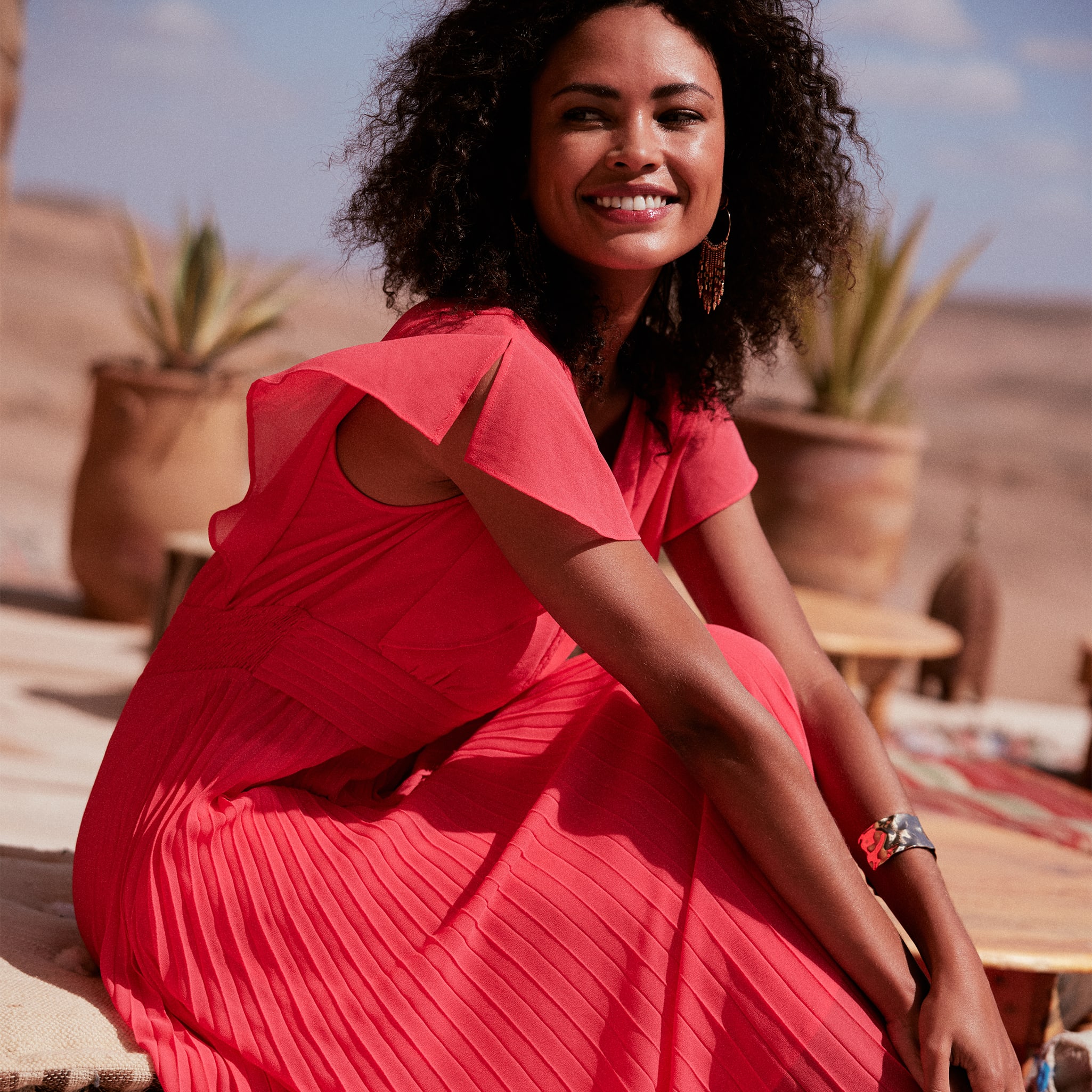 Robe longue évasée plissée rose cerise femme