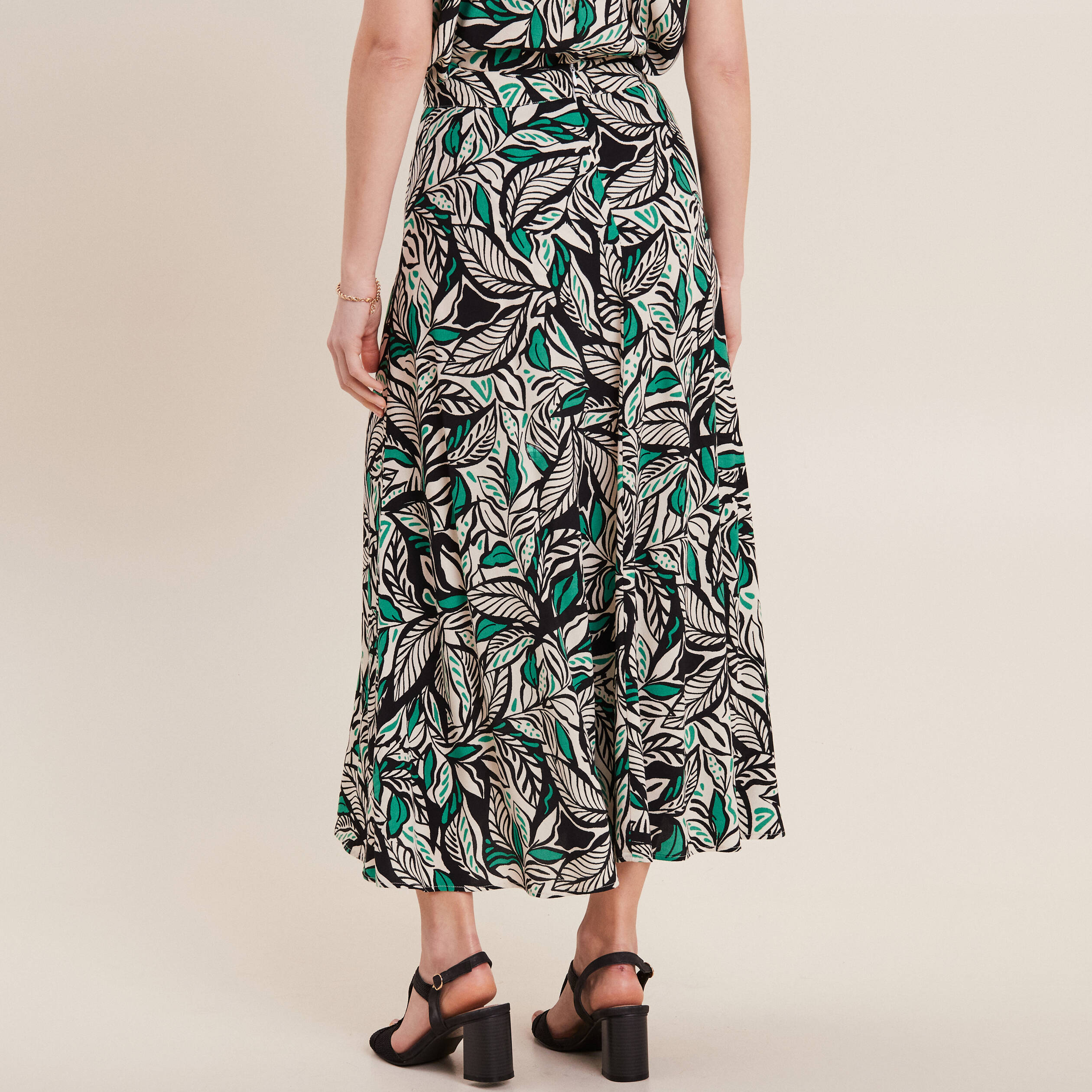 Jupe longue &eacute;vas&eacute;e vert femme