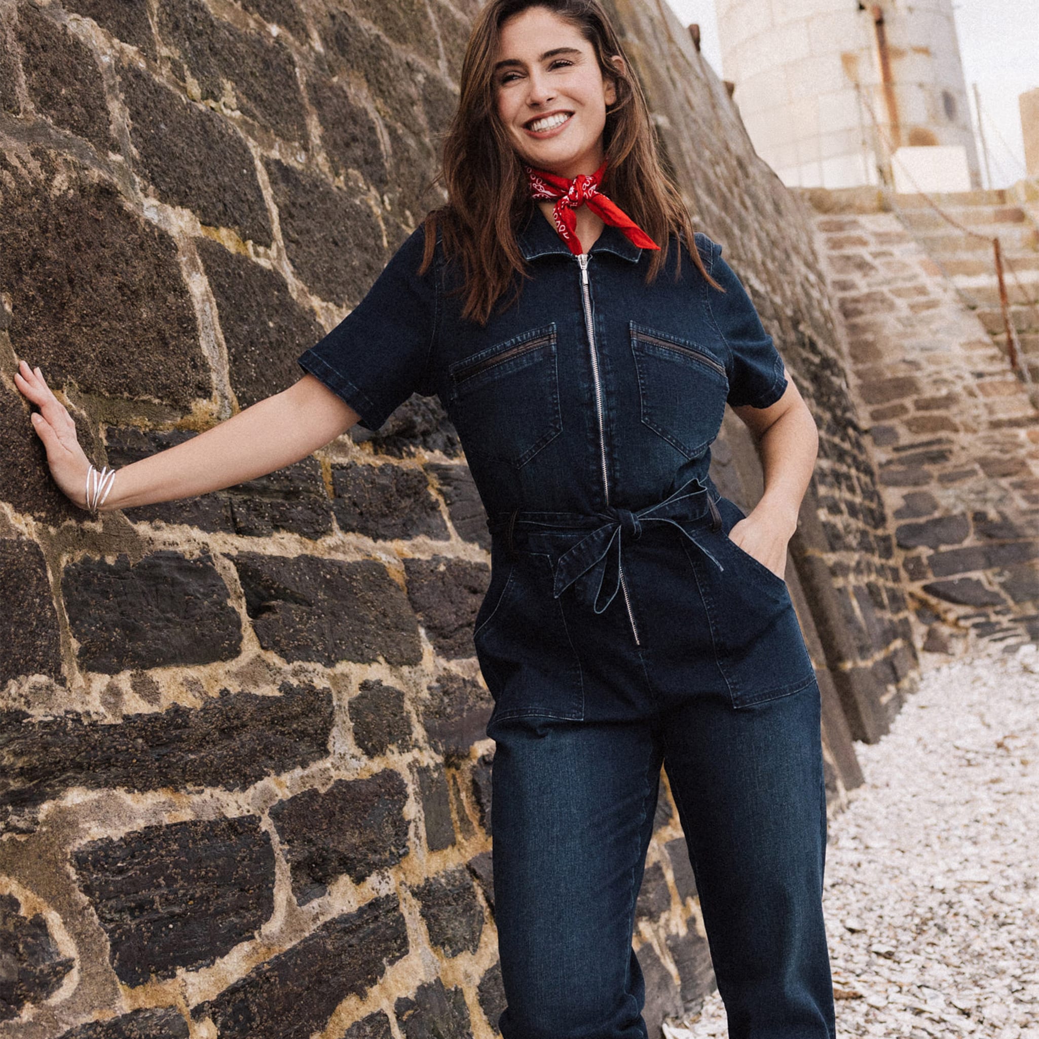Combinaison pantalon en jean denim brut femme