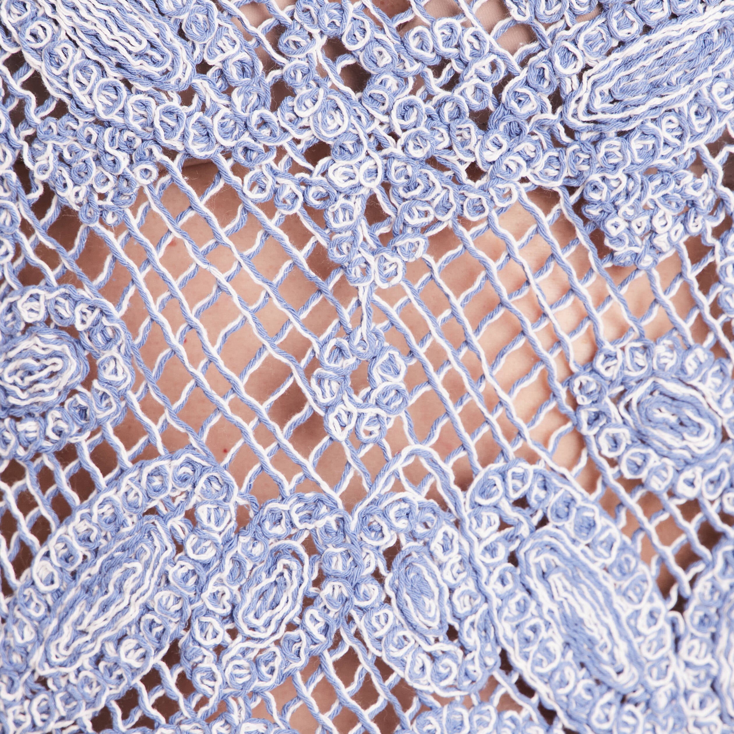 Pull manches longues aspect dentelle bleu ciel femme
