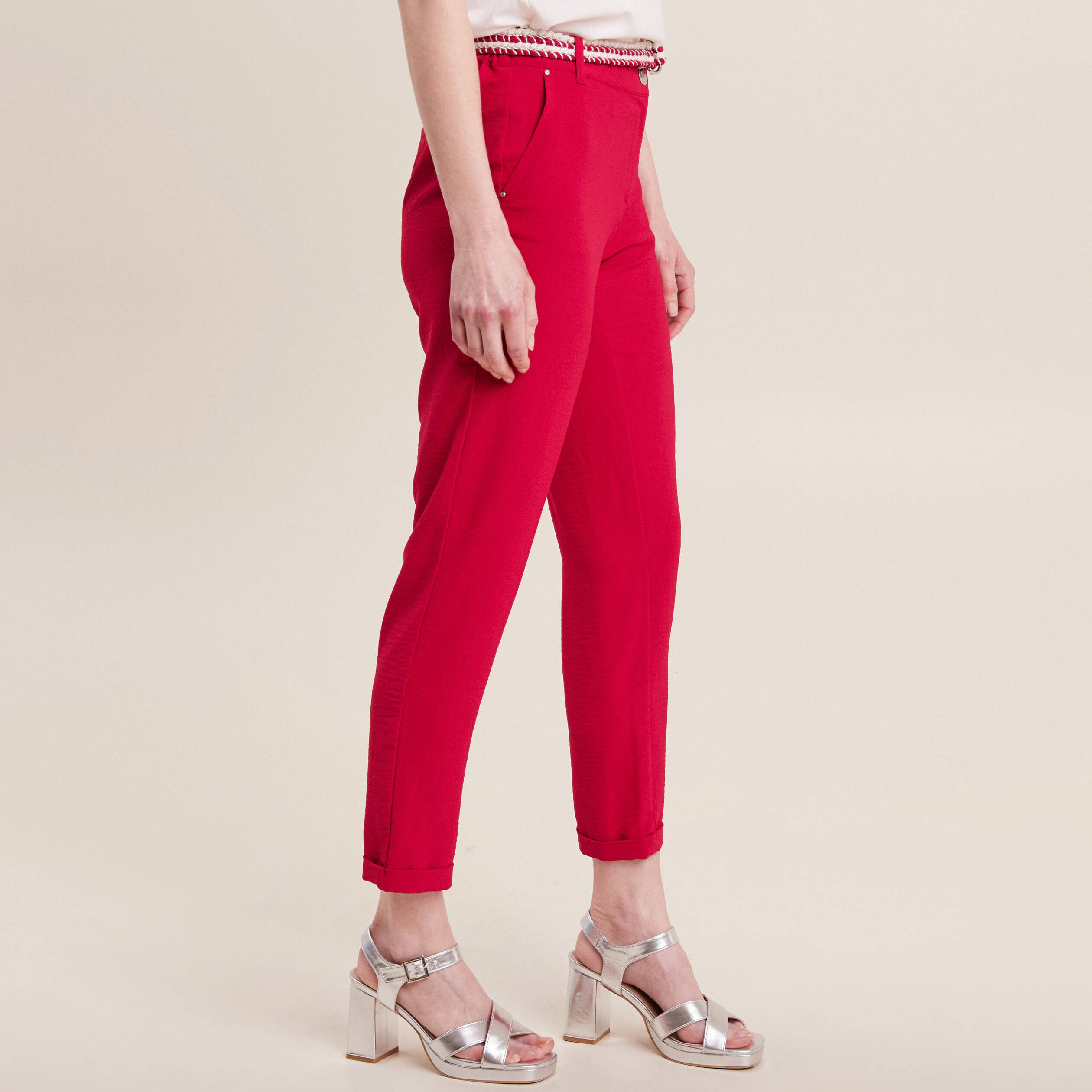 Pantalon chino à ceinture rose cerise femme