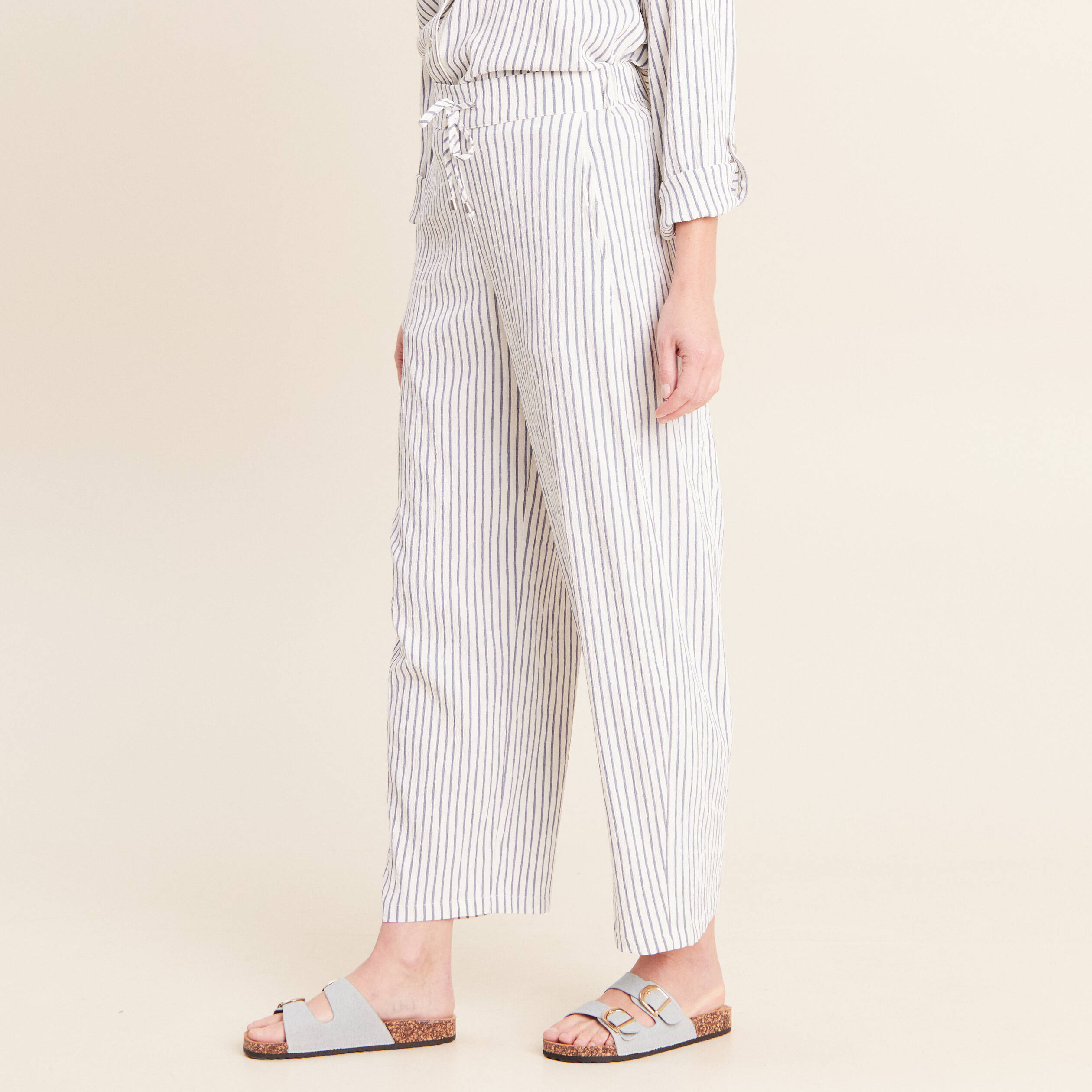 Pantalon fluide coupe barrel bleu femme