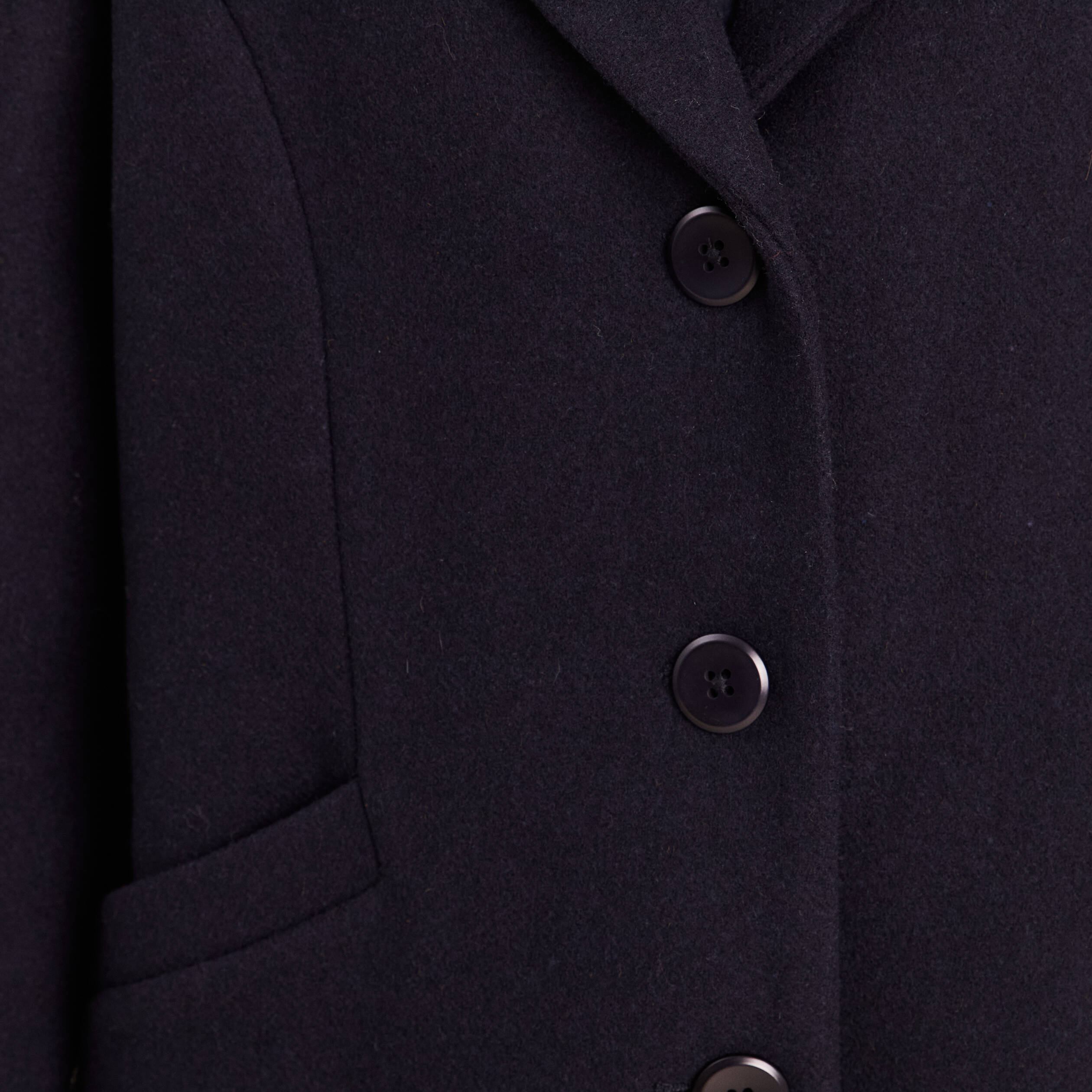 Manteau ajust&eacute; capuche amovible bleu fonc&eacute; femme
