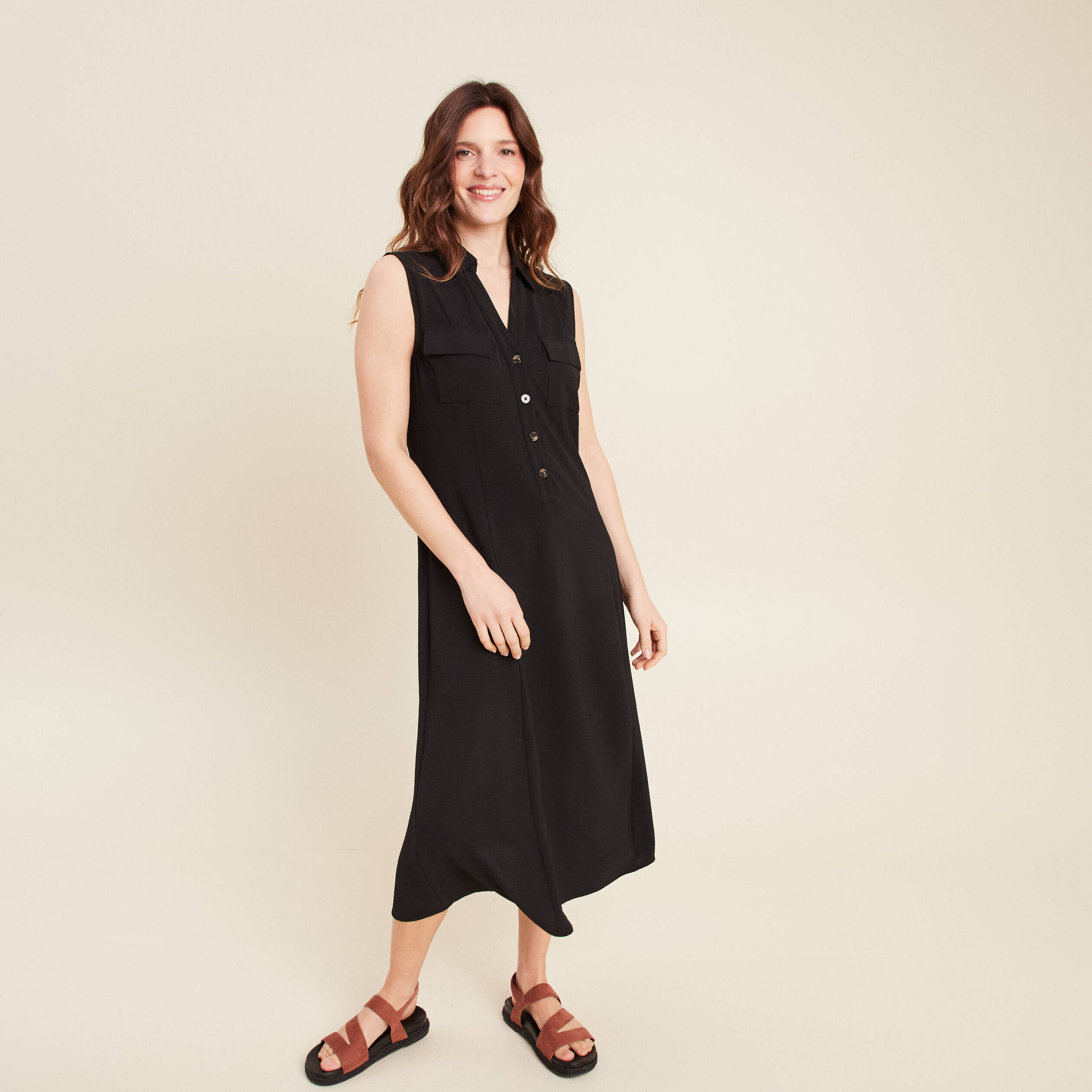 Robe longue évasée noir femme