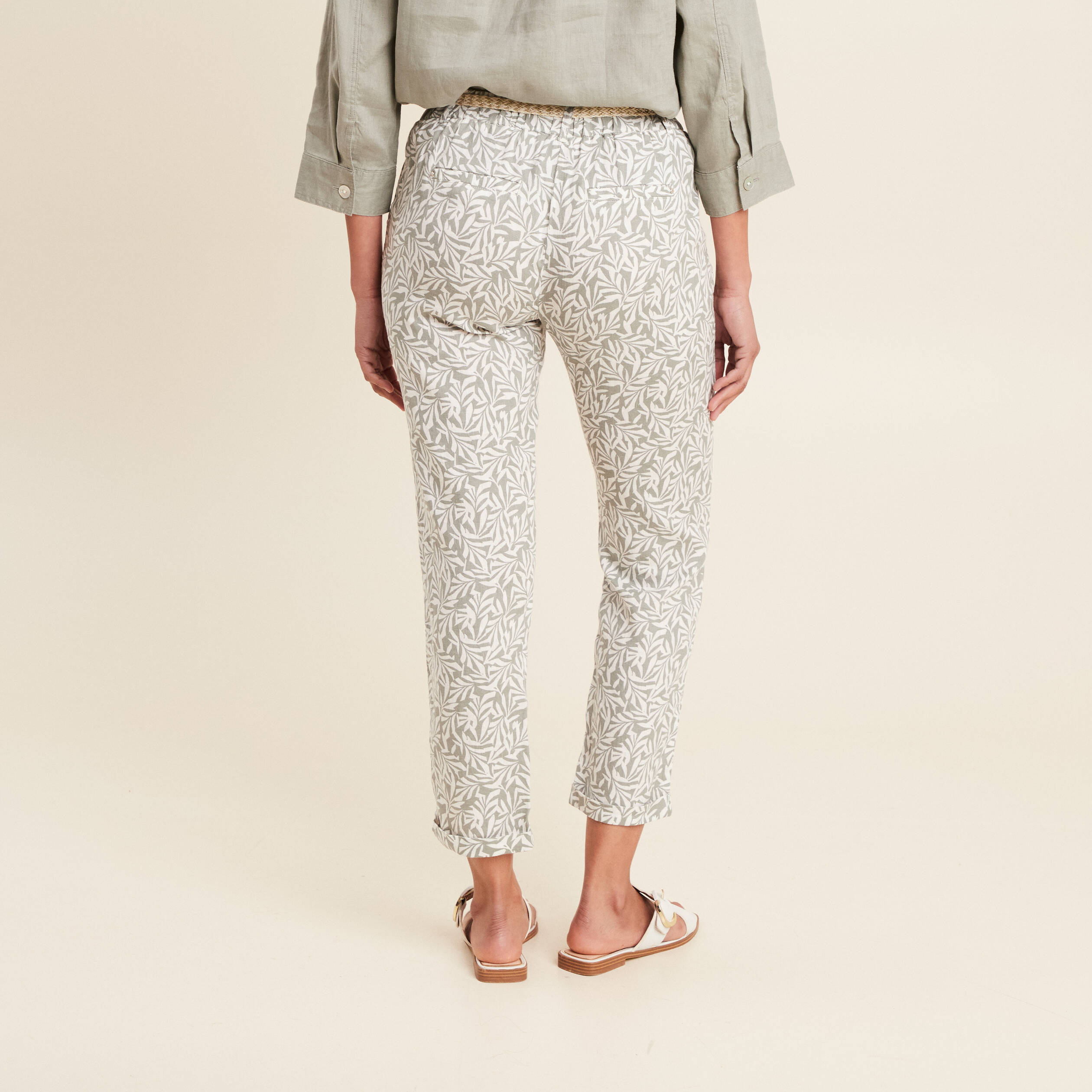 Pantalon à ceinture vert kaki femme