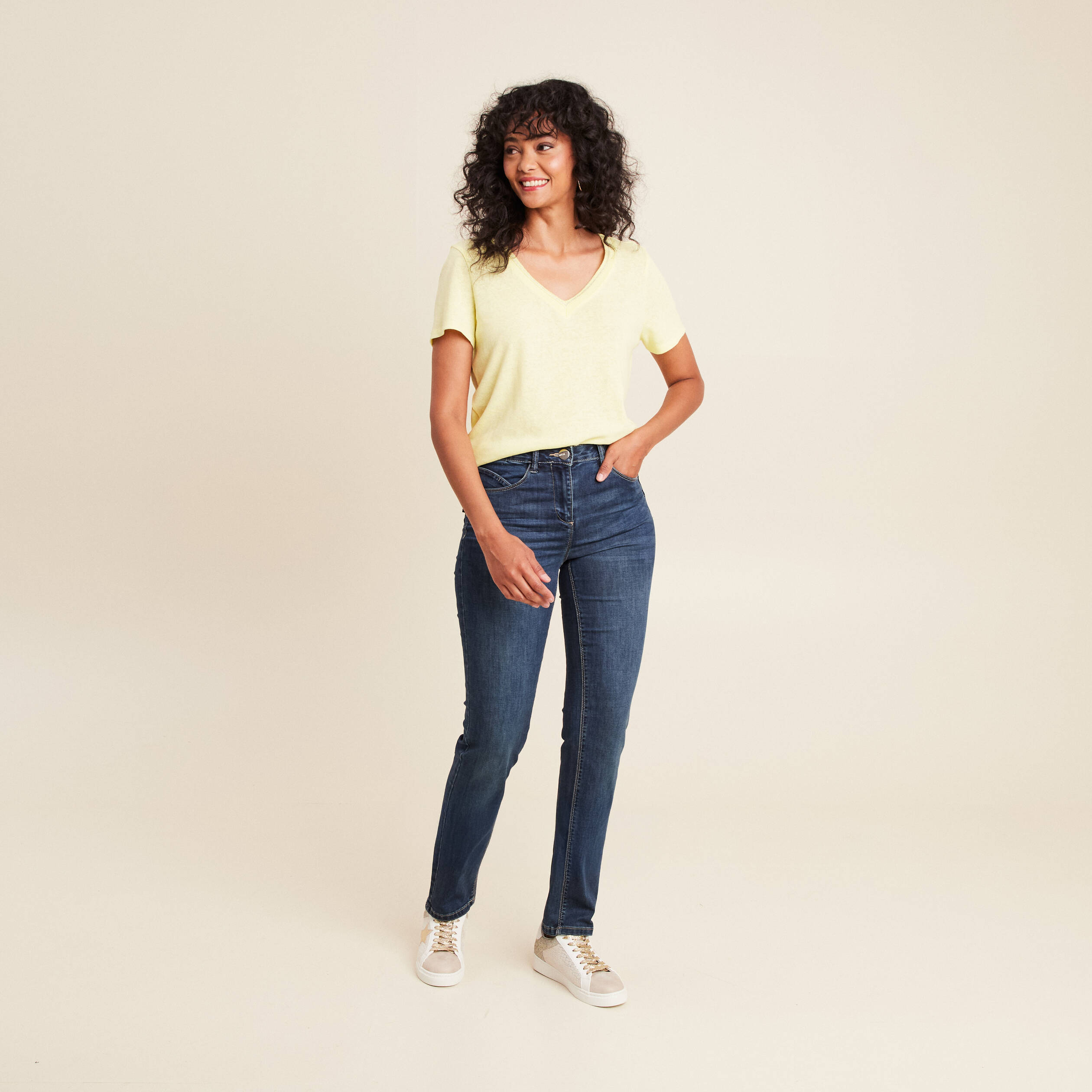 Jean coupe ajust&eacute;e long denim brut femme