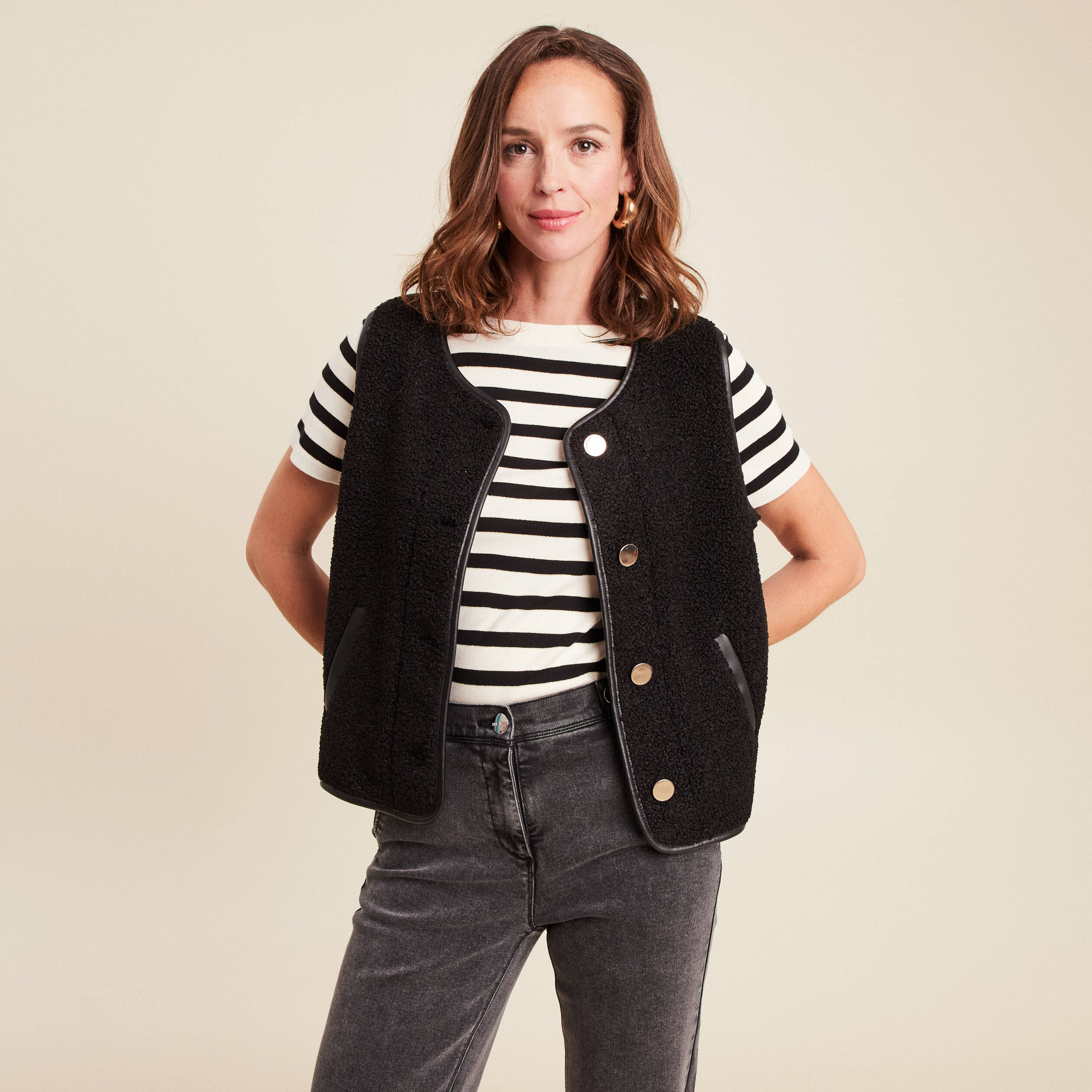 Gilet Noir Breal Gilet Gilet Sans Manches Sans Col Noir Femme Bréal