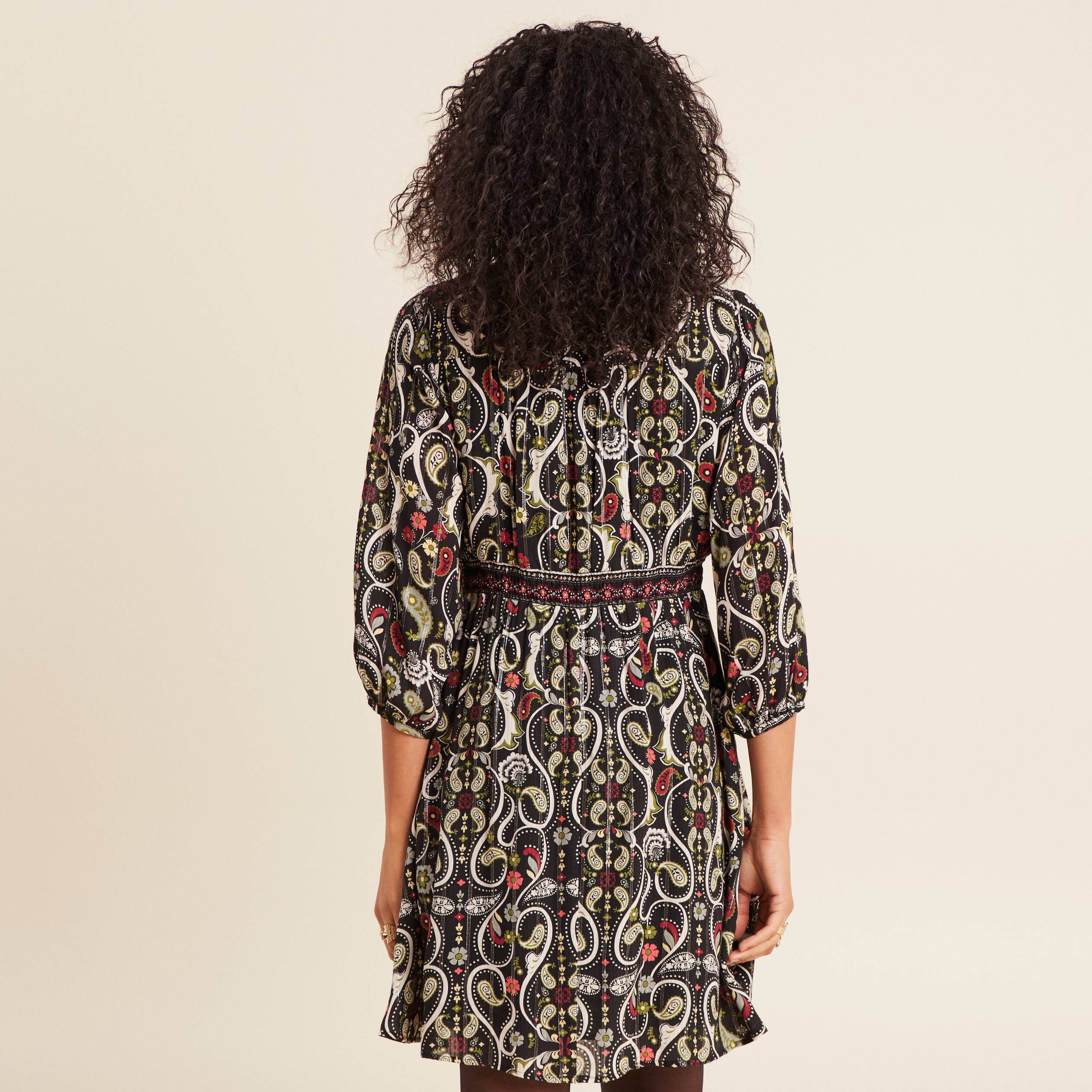 robe evasee fluide noir femme Robe évasée fluide noir femme