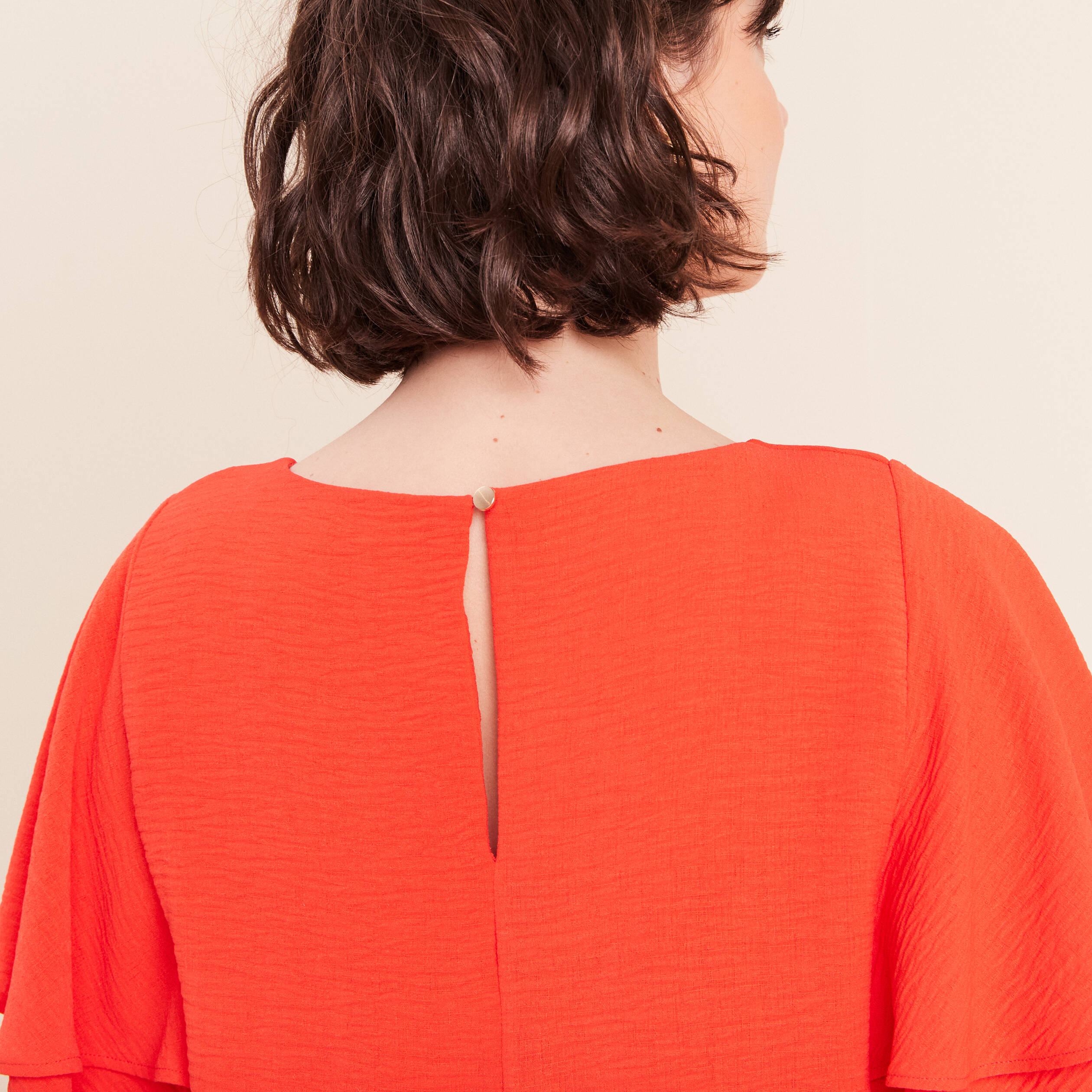 Robe courte &eacute;vas&eacute;e manches courtes orange fonc&eacute; femme