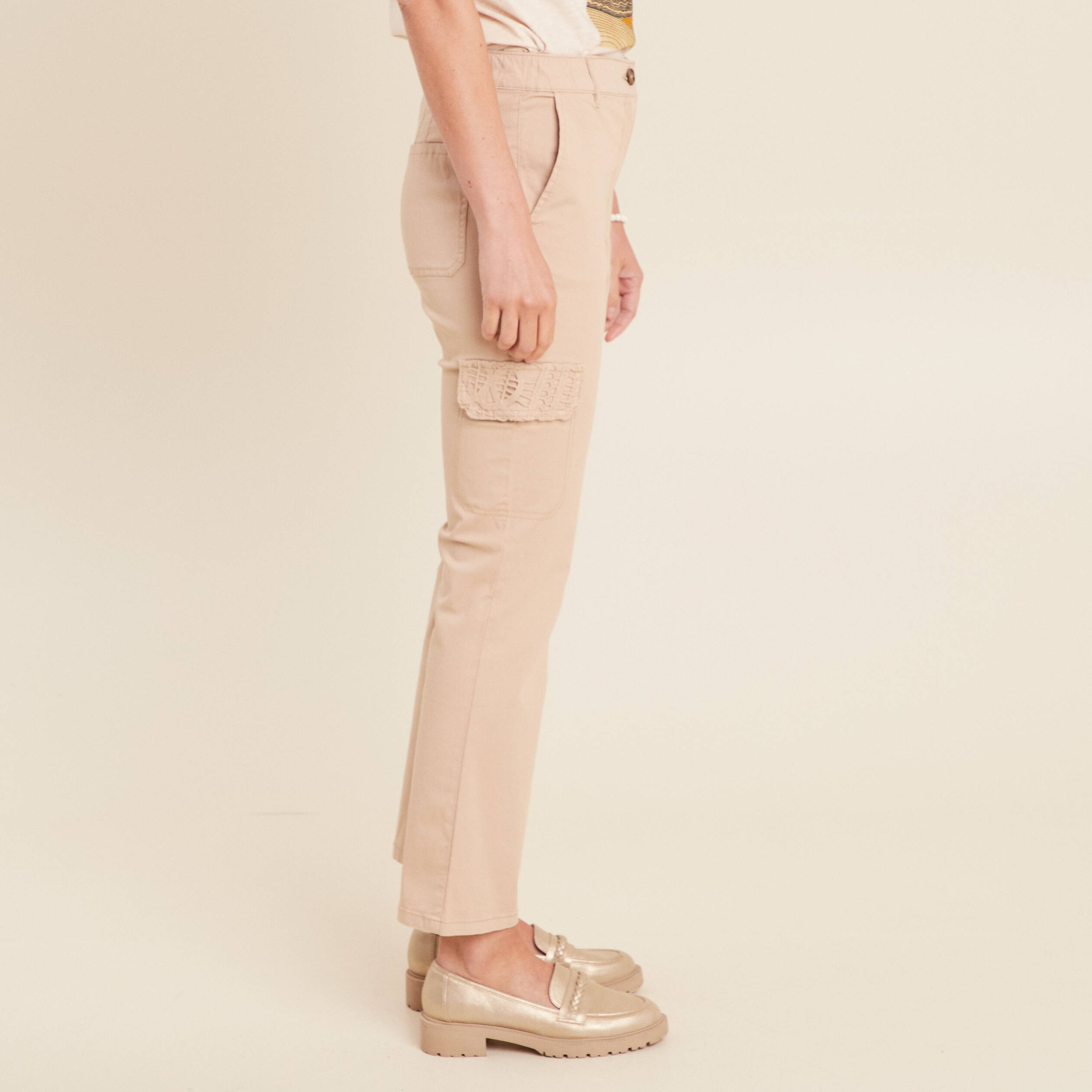 Pantalon jogpant 7/8&egrave;me sable femme